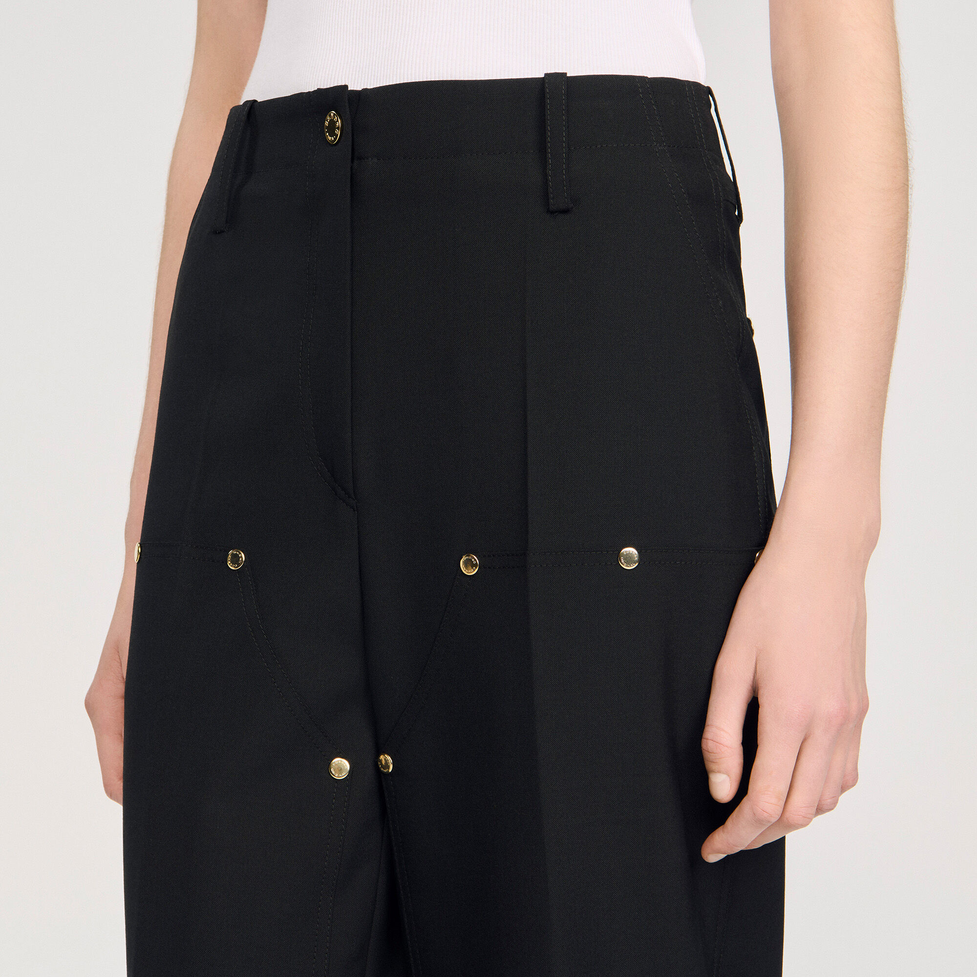 Lichte broek met klinknagels