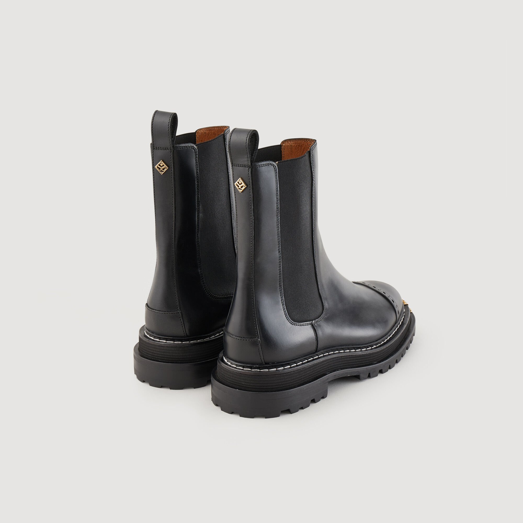 Chelsea boots leer