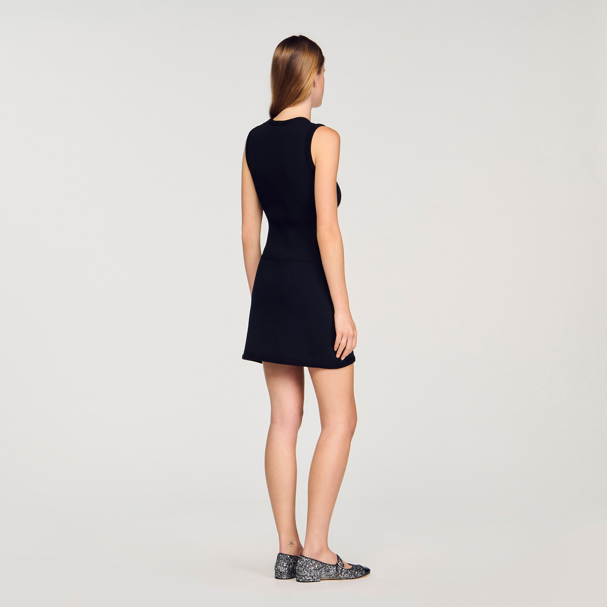 Korte ribtricot jurk