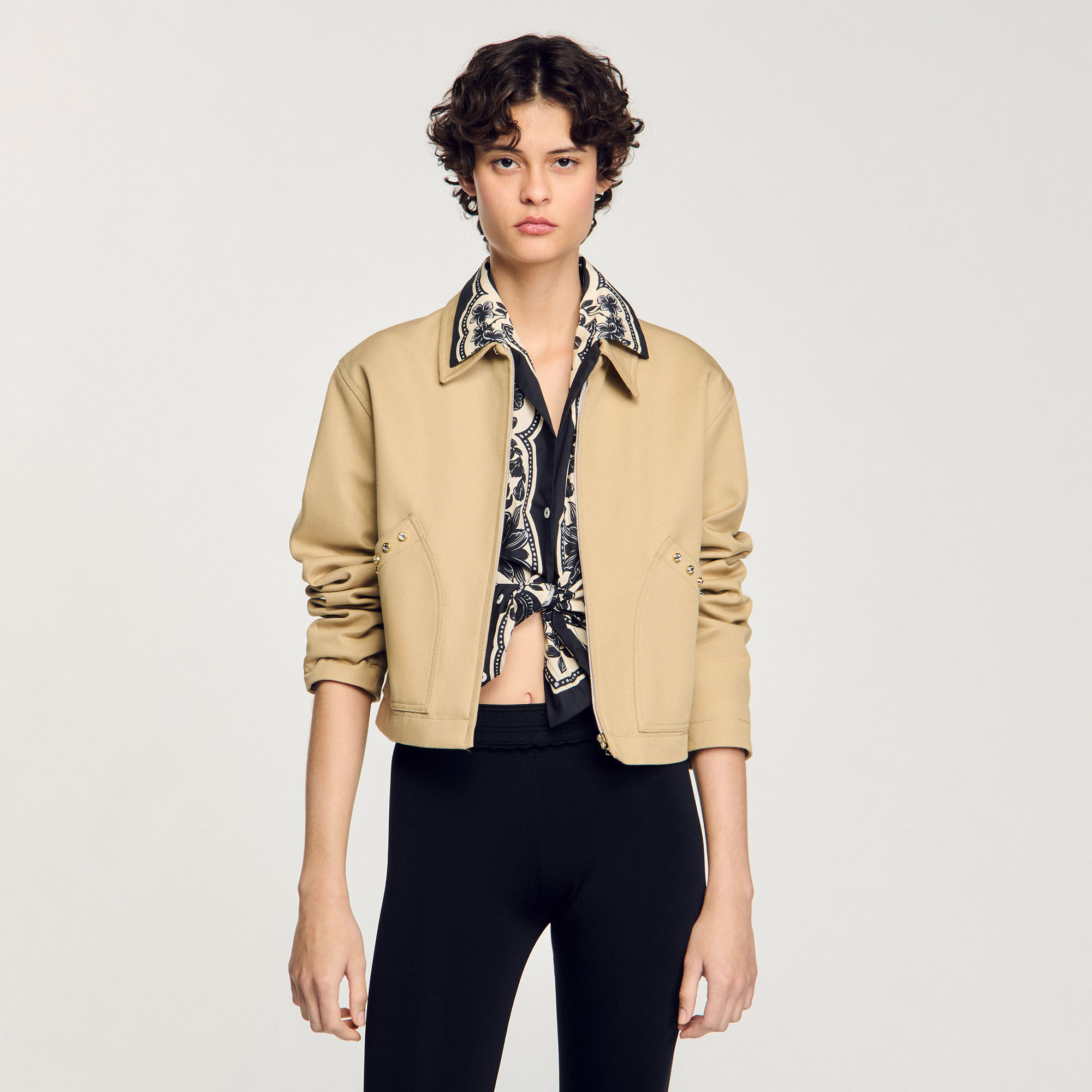 Kort jack met strass details