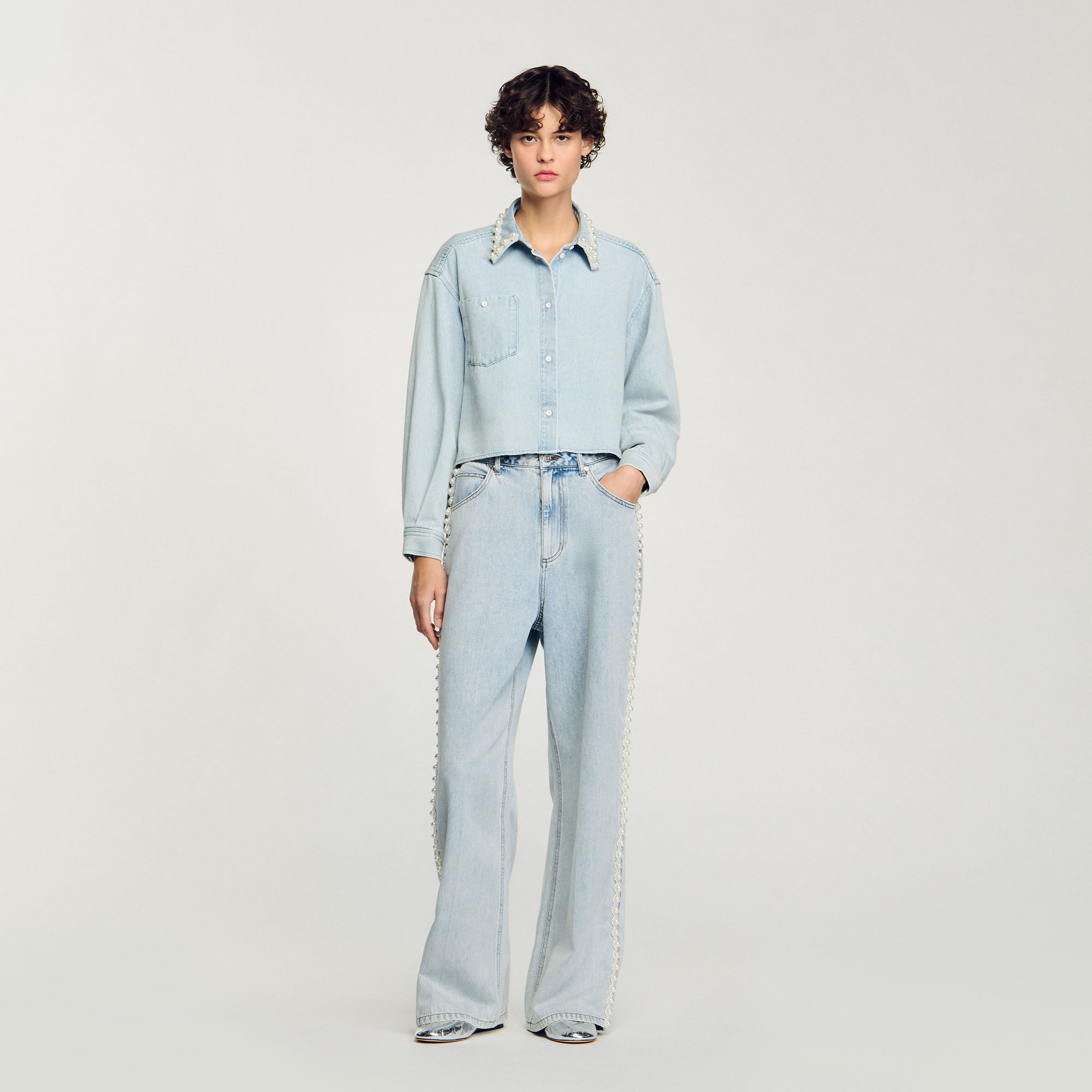 Overhemdblouse denim kraag met parels