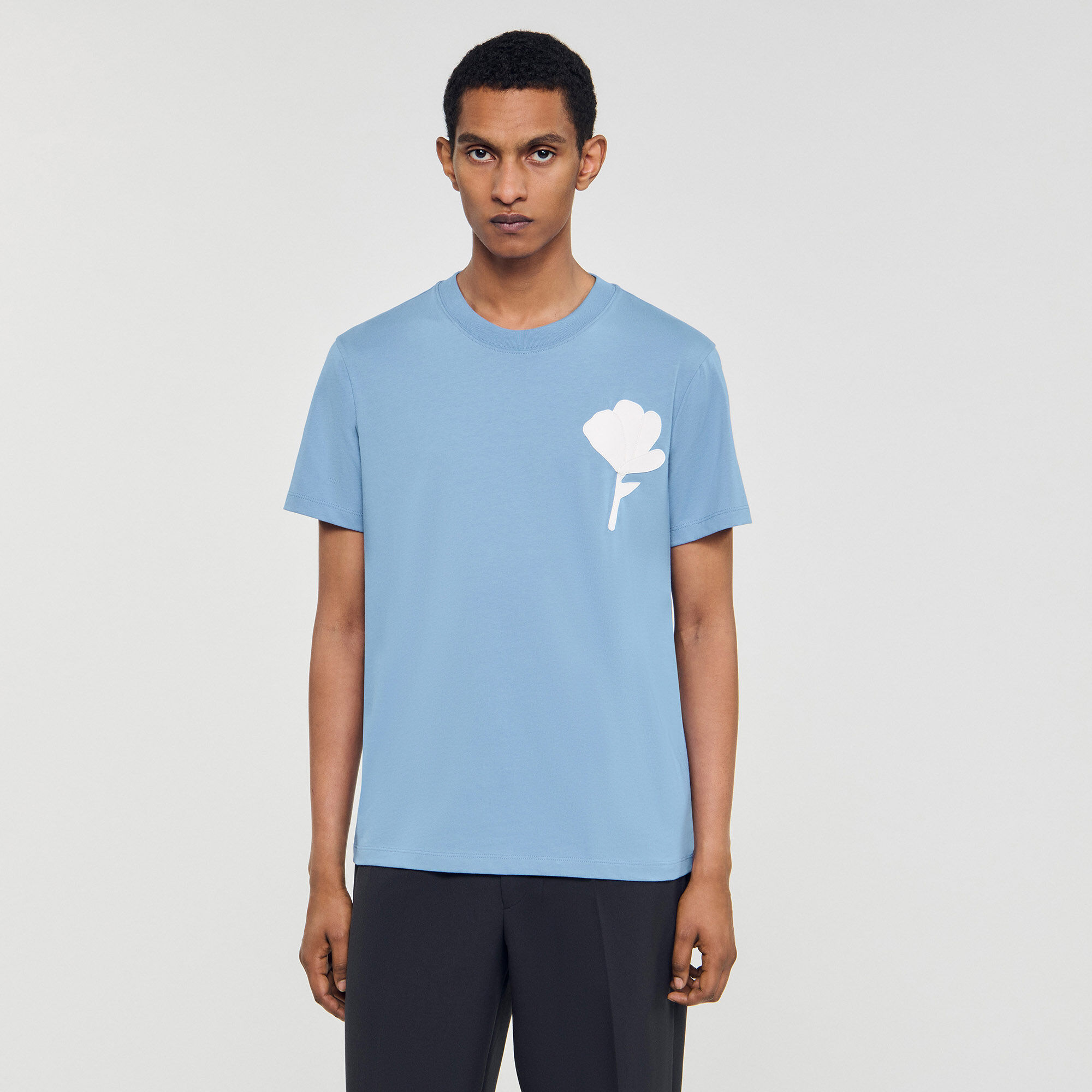 T-shirt met bloem patch