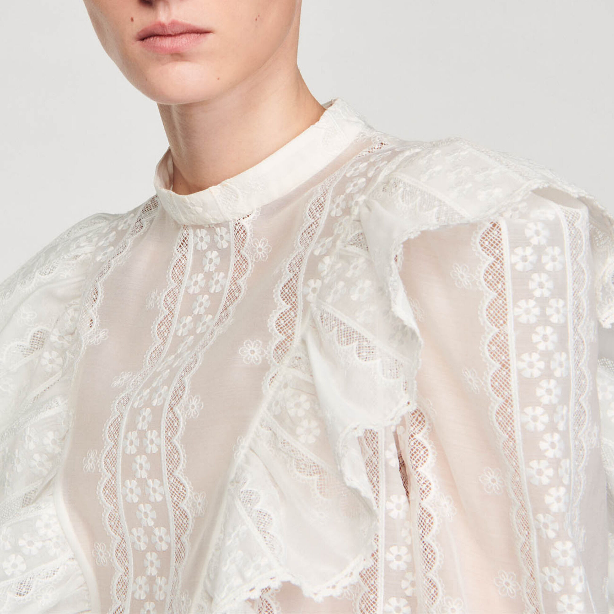 Korte top Broderie Anglaise