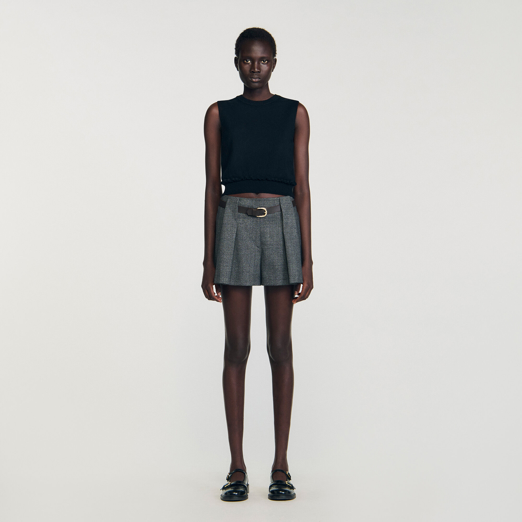 Geplooide short met ceintuur