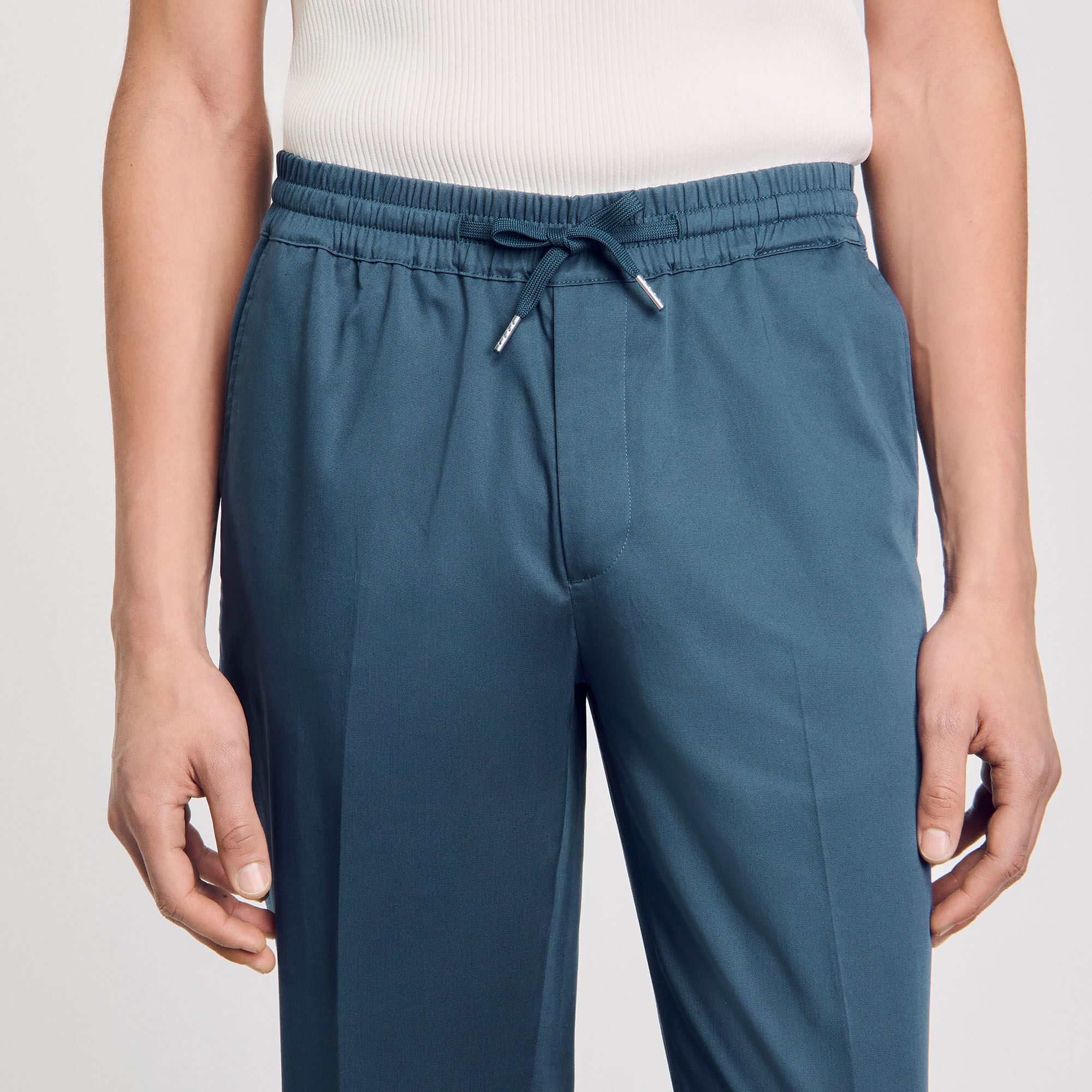 Rechte pantalon met elastiek