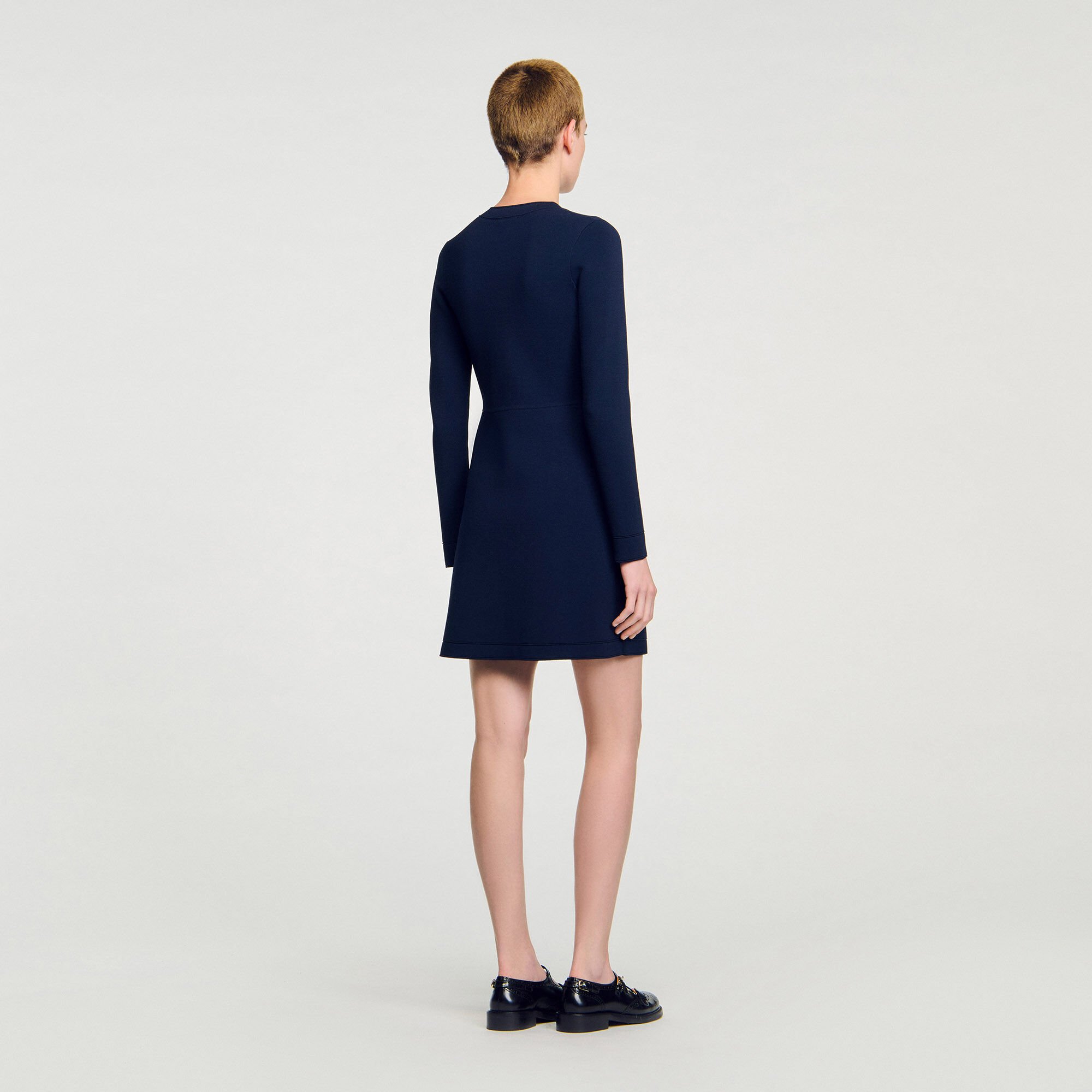 Korte jurk tricot knoopsluiting
