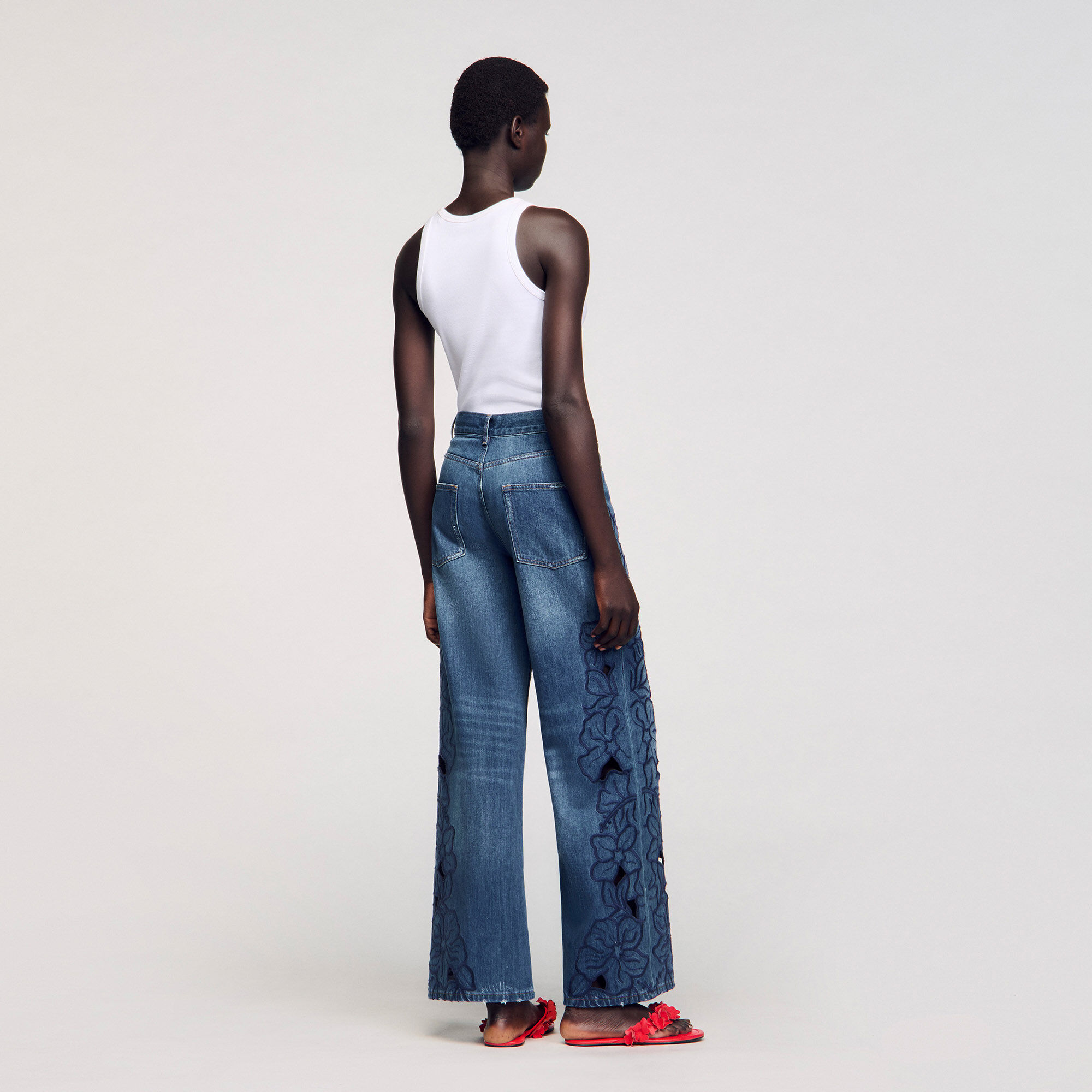 Geborduurde jeans