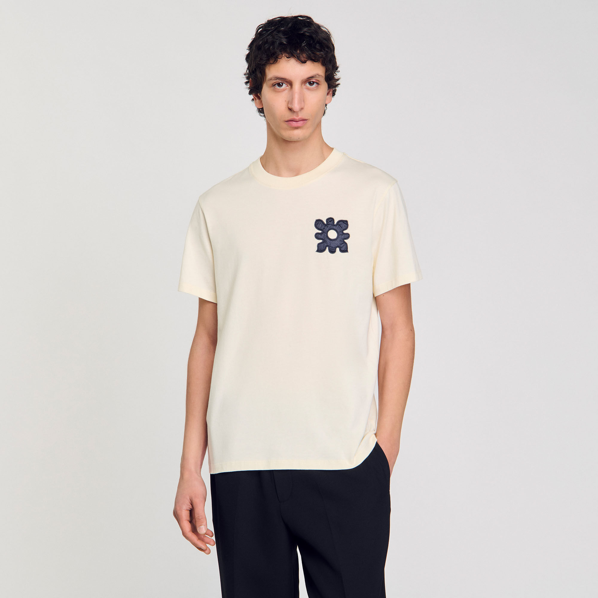 T-shirt met detail bloem