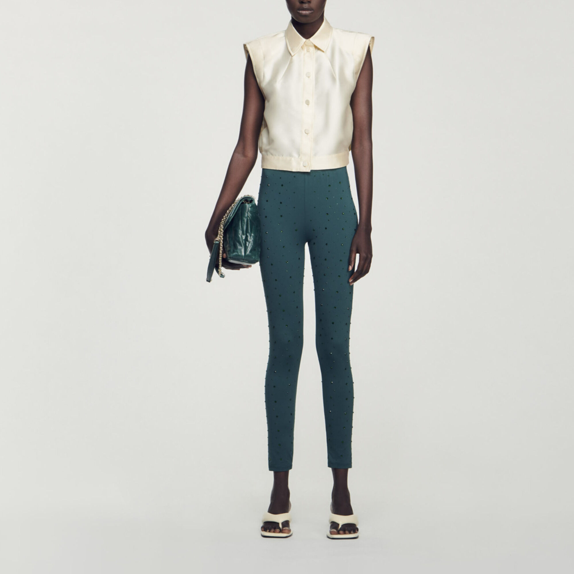 Korte satijnen blouse