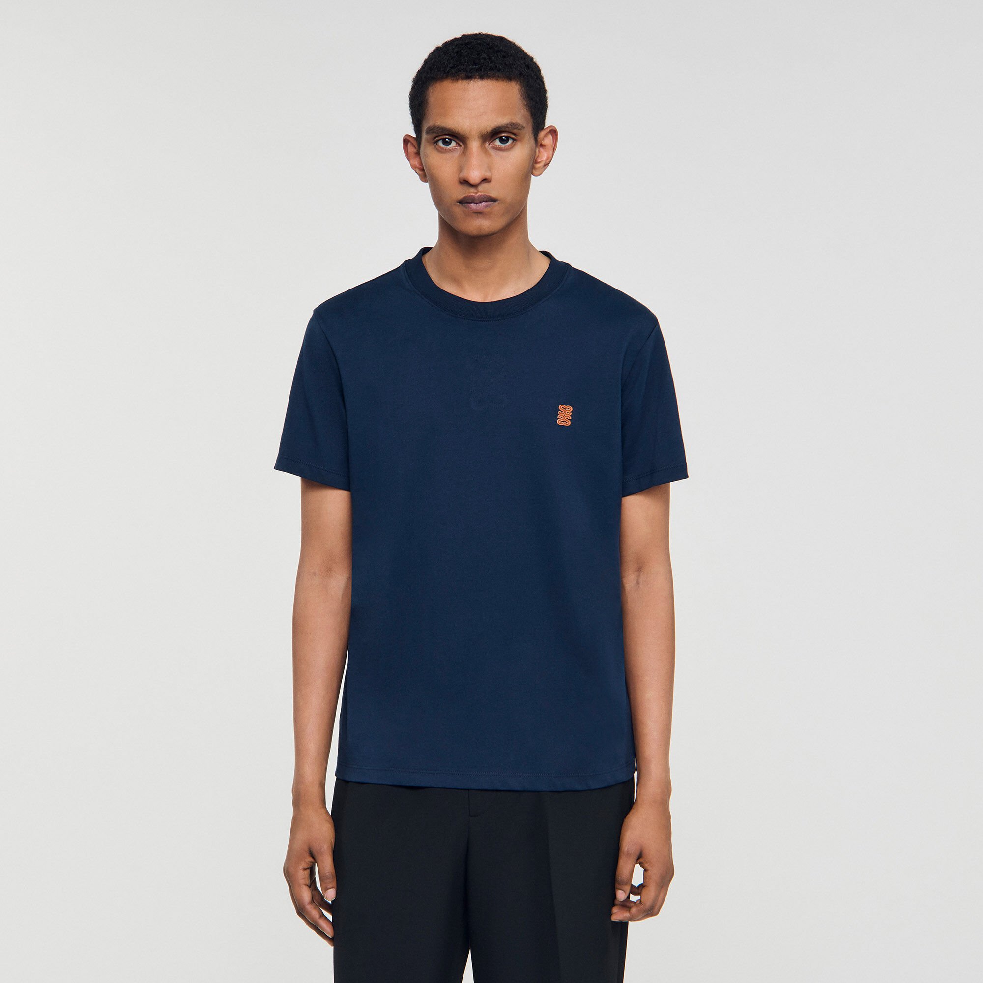 T-shirt met leren logo