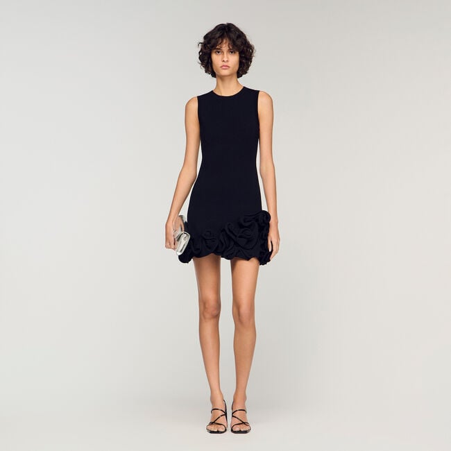 Korte gebreide jurk met bloemen