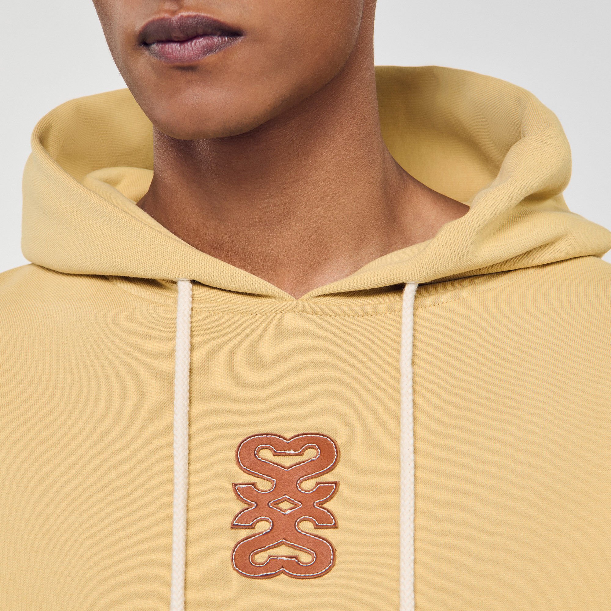 Sweatshirt met leren patch