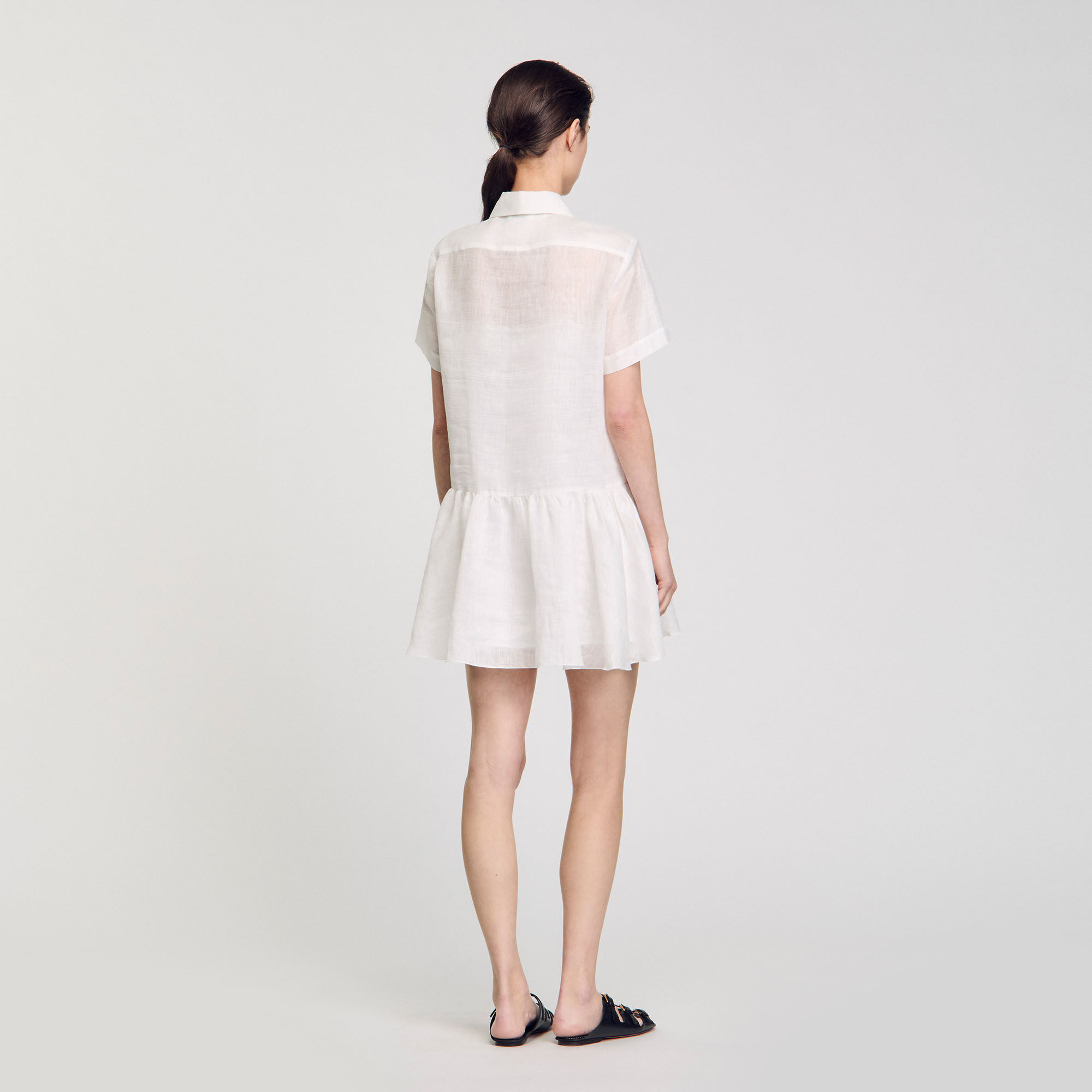 Jurk kort met kanten details