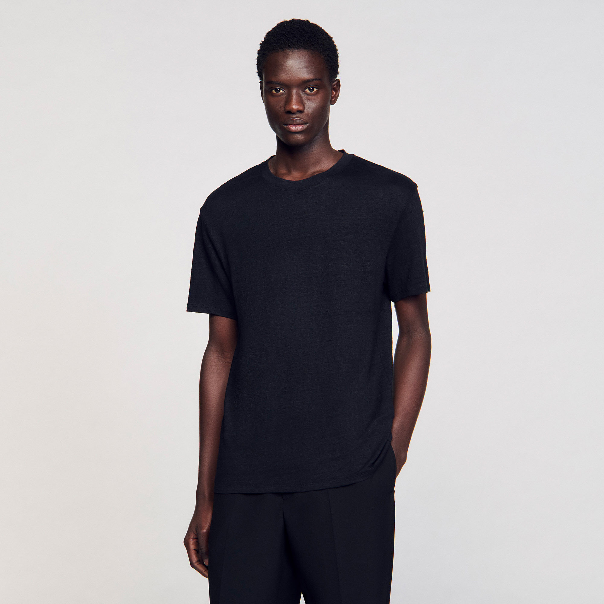 T-shirt van gecertificeerd linnen
