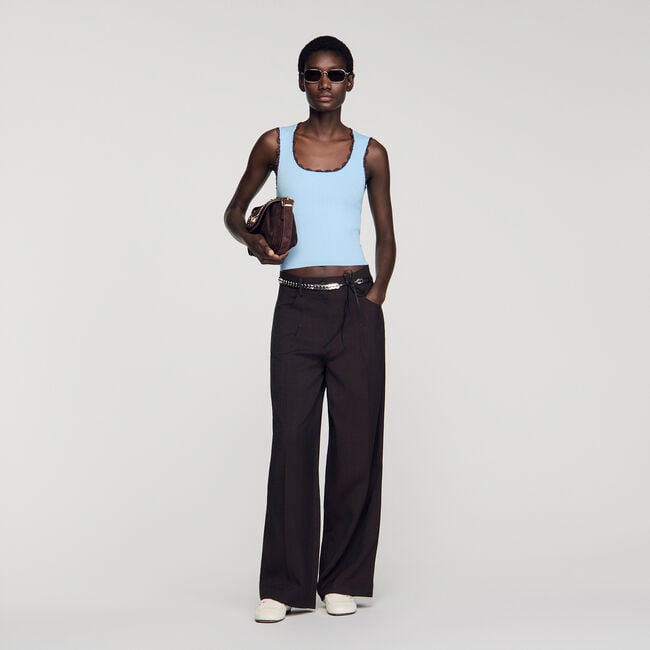 Gebreide top met haakdetails