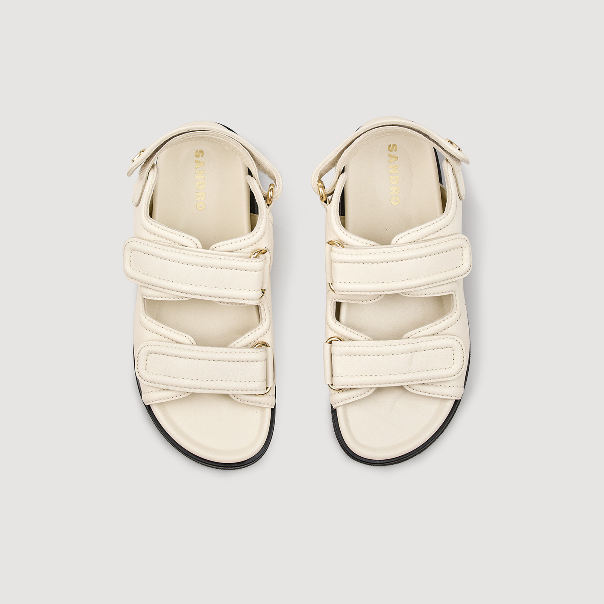 Sandalen van glad lamsleer