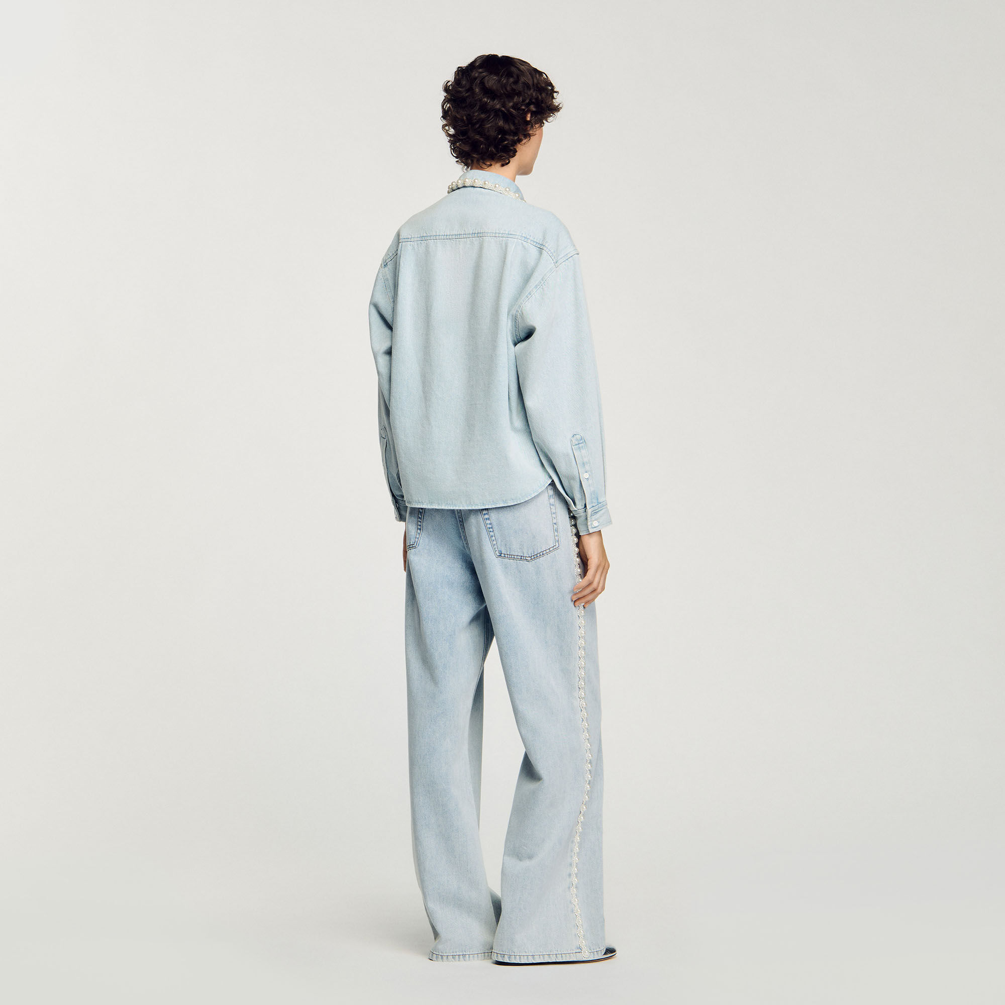 Overhemdblouse denim kraag met parels