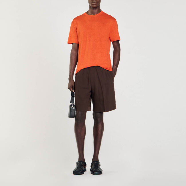 T-shirt van gecertificeerd linnen