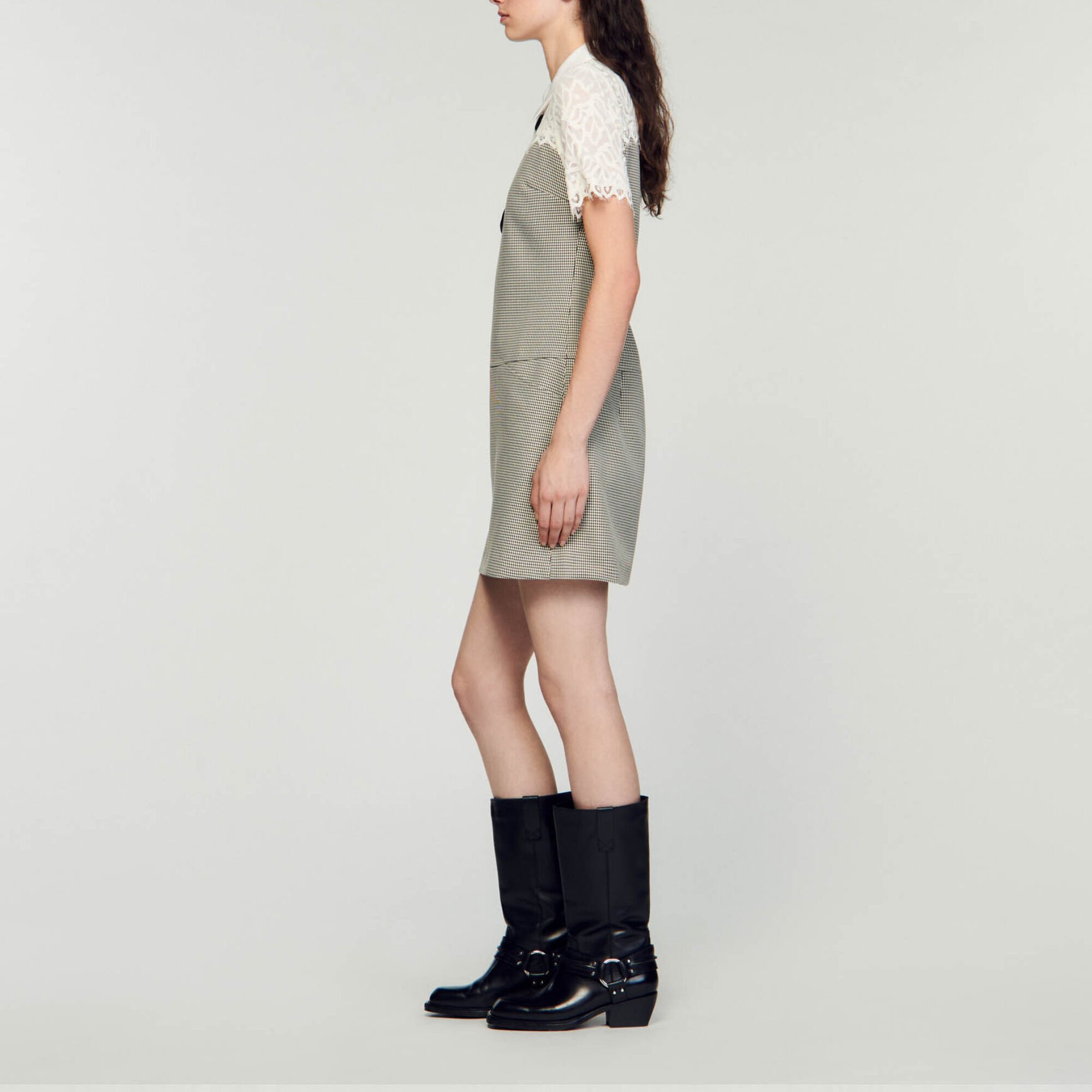 Korte jurk van twee materialen