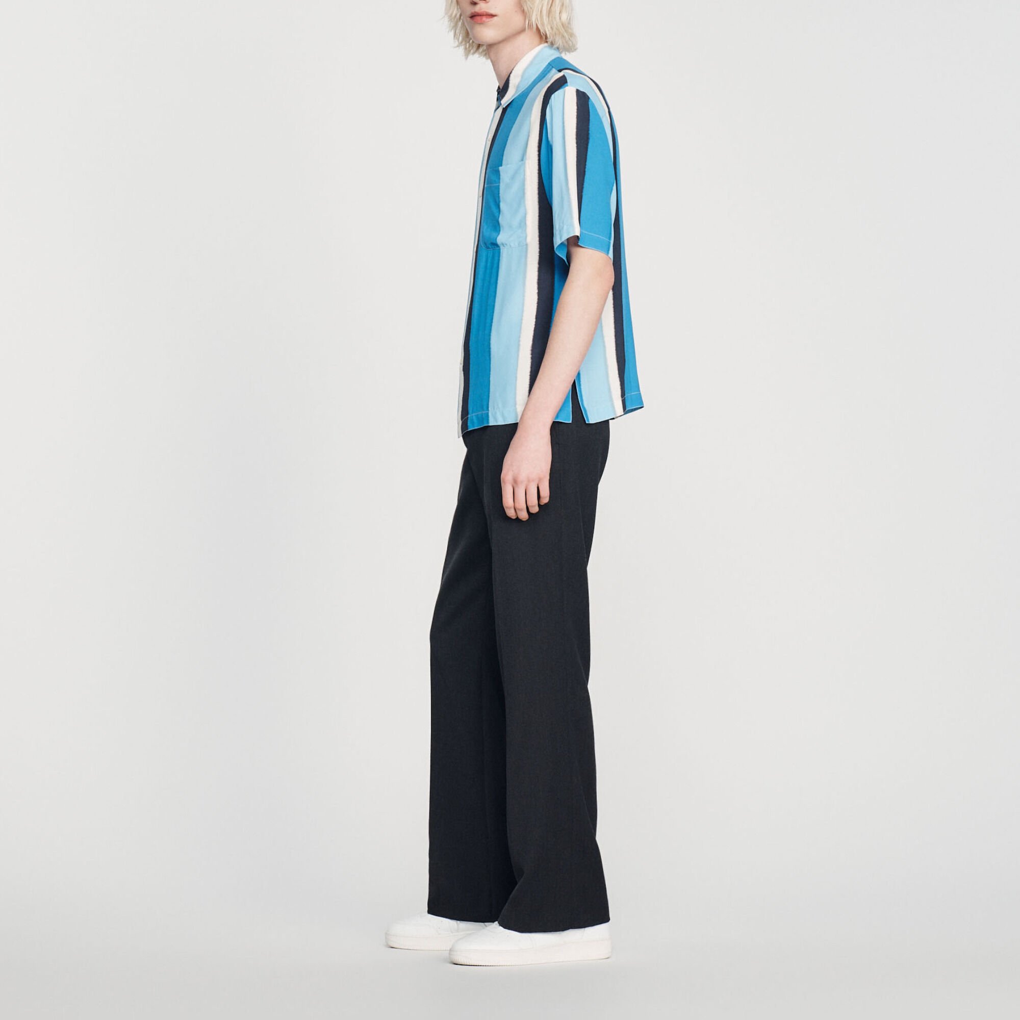 Soepelvallende strepenblouse, korte mouw