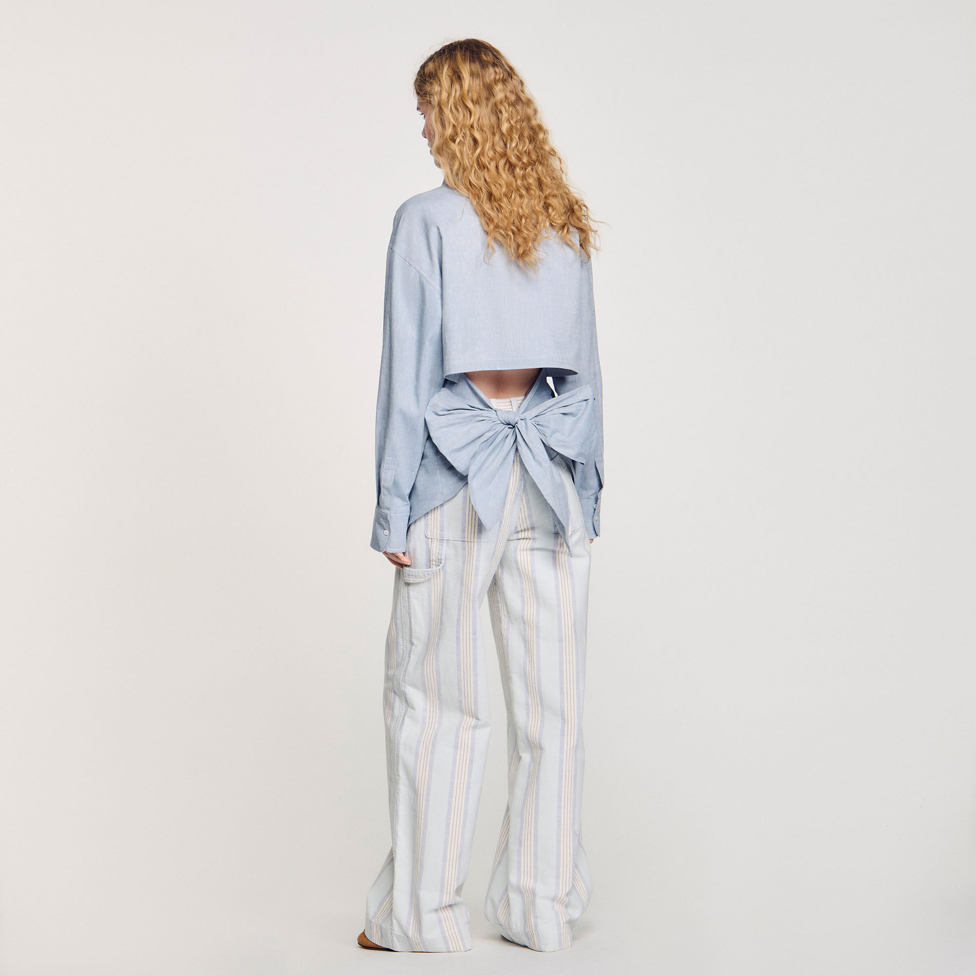 Overhemdblouse lang striksluiting op rug