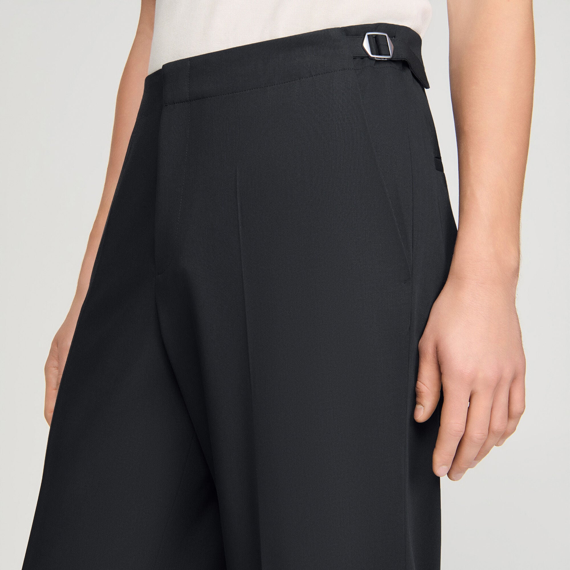 Wijde wollen boucl&eacute; pantalon