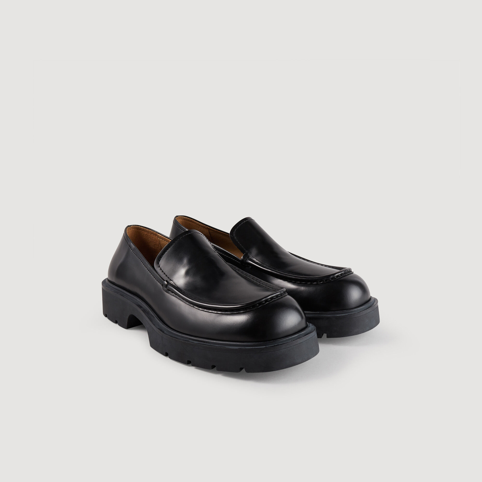 Mocassins van glanzend leer
