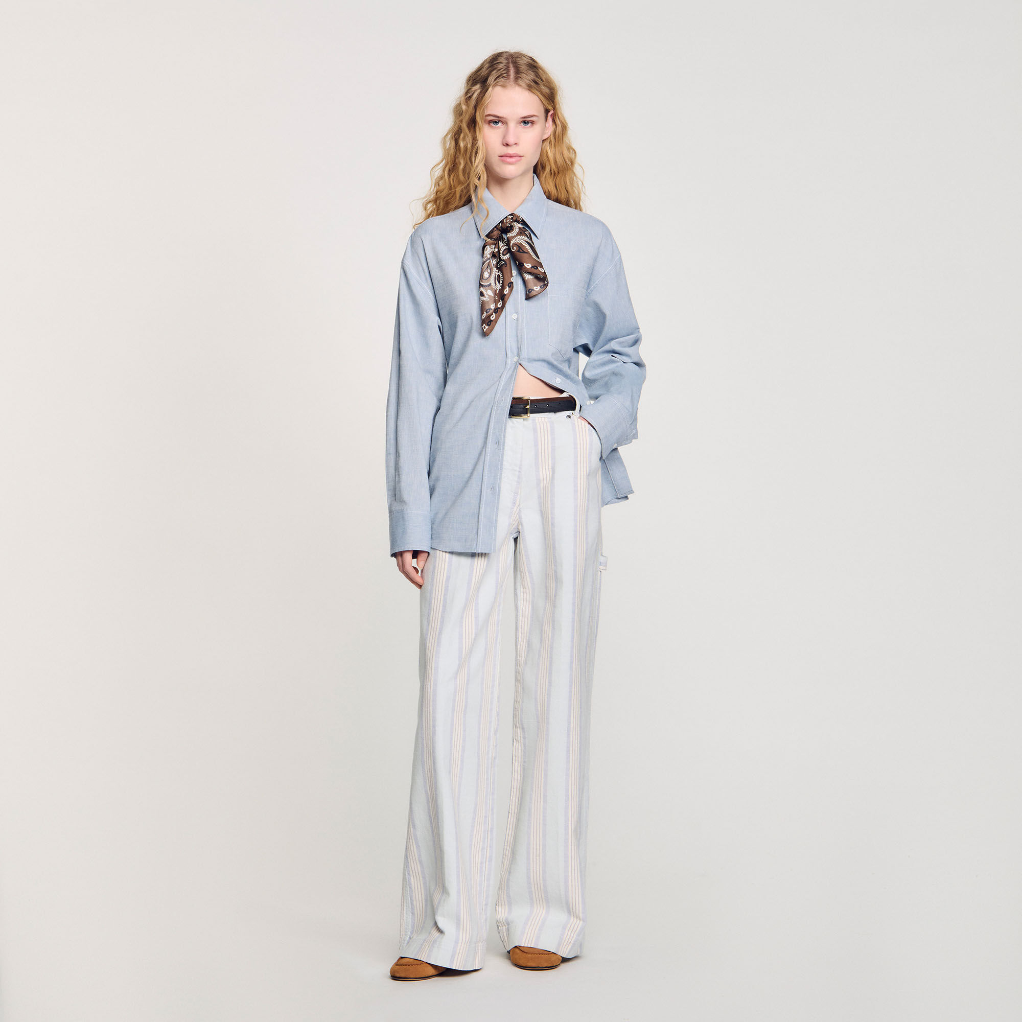 Overhemdblouse lang striksluiting op rug