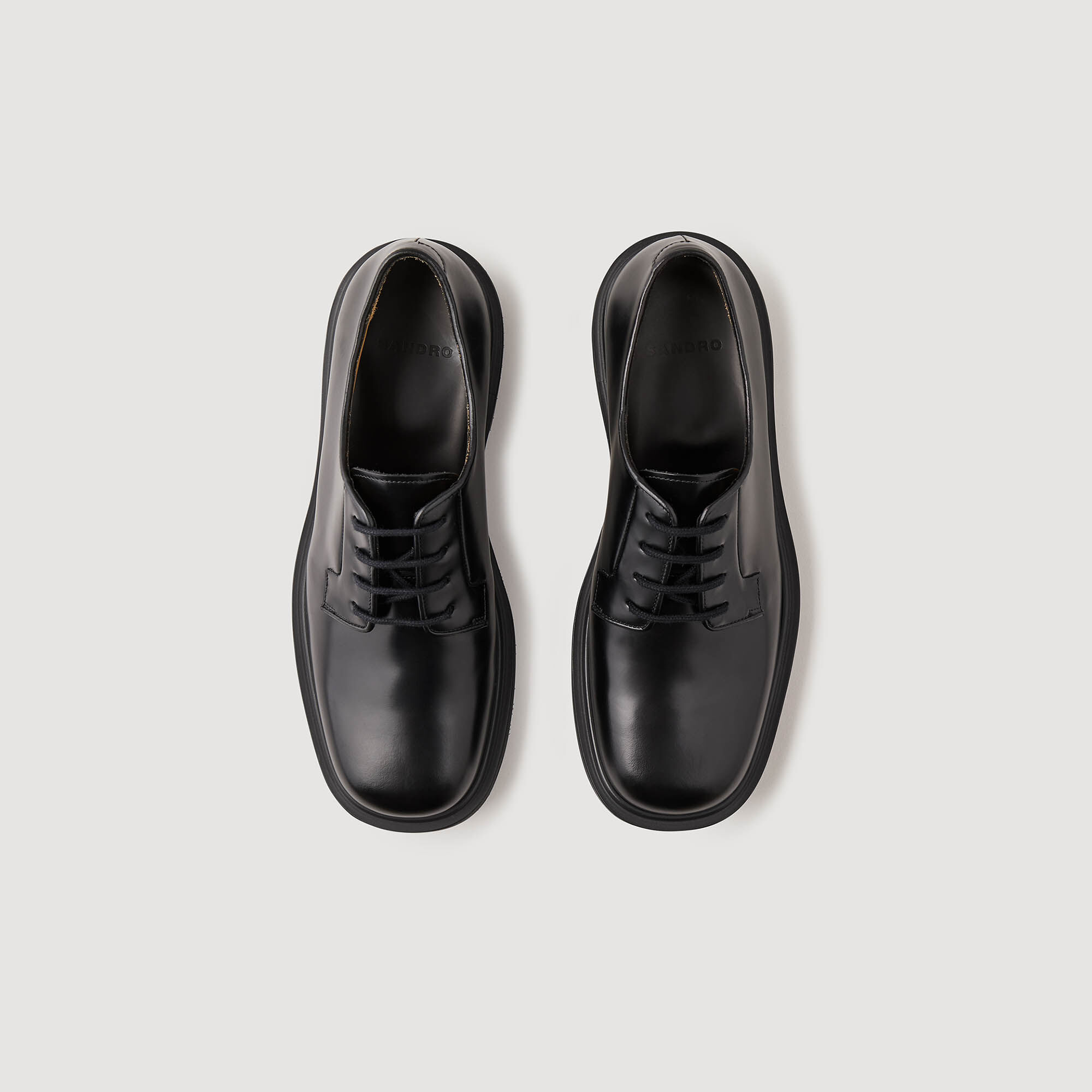 Derby veterschoenen lakleer