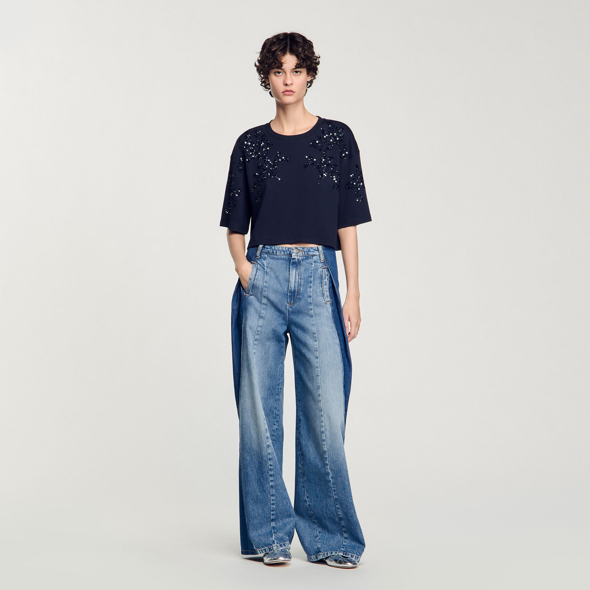 T-shirt details met parels