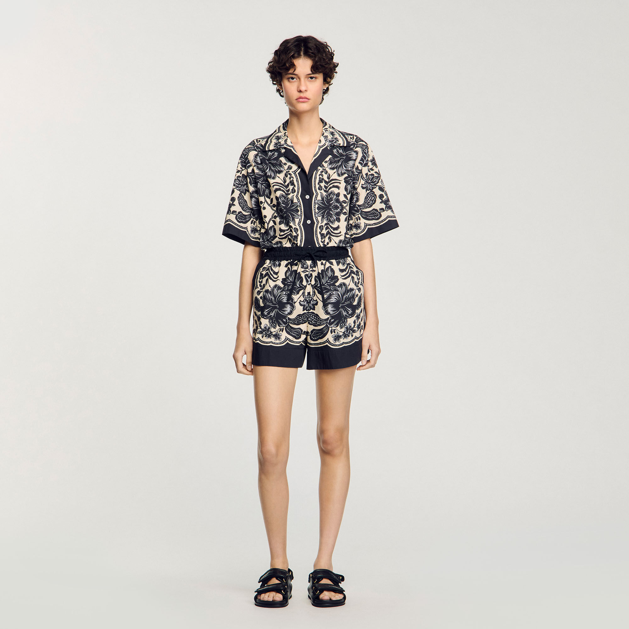 Short met bloemenprint