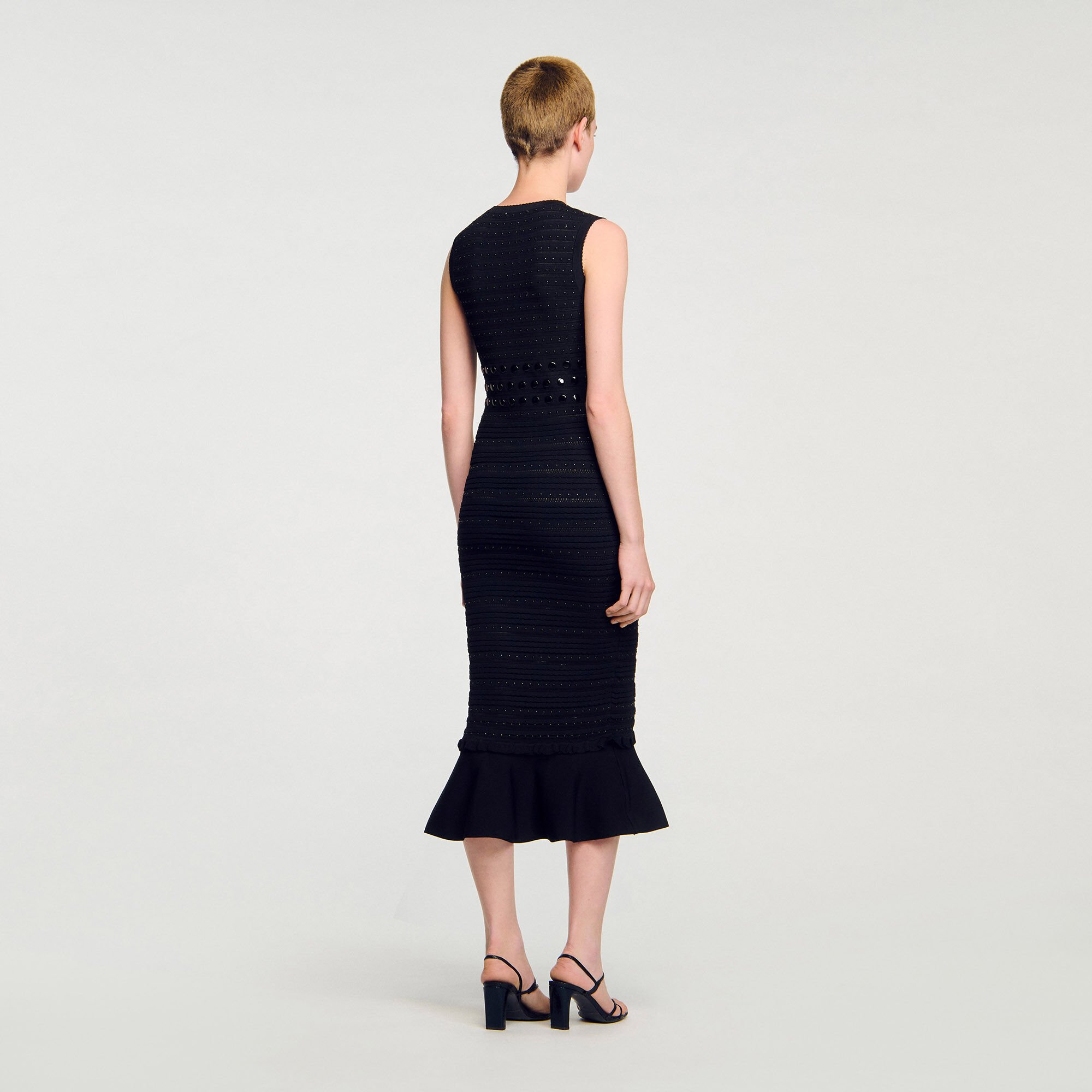 Lange jurk tricot met studs Lange jurk tricot met studs