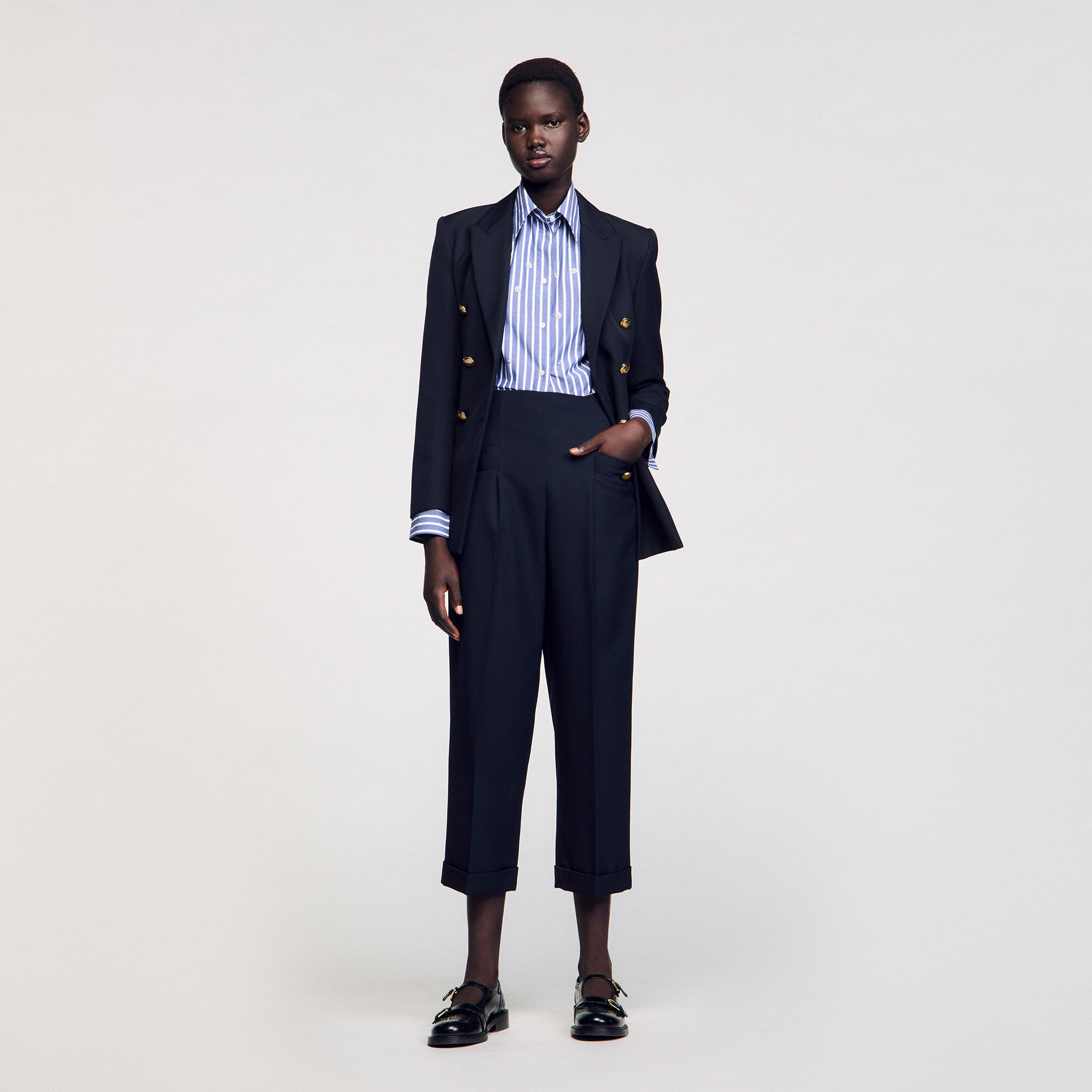 Pantalon met wijde pasvorm