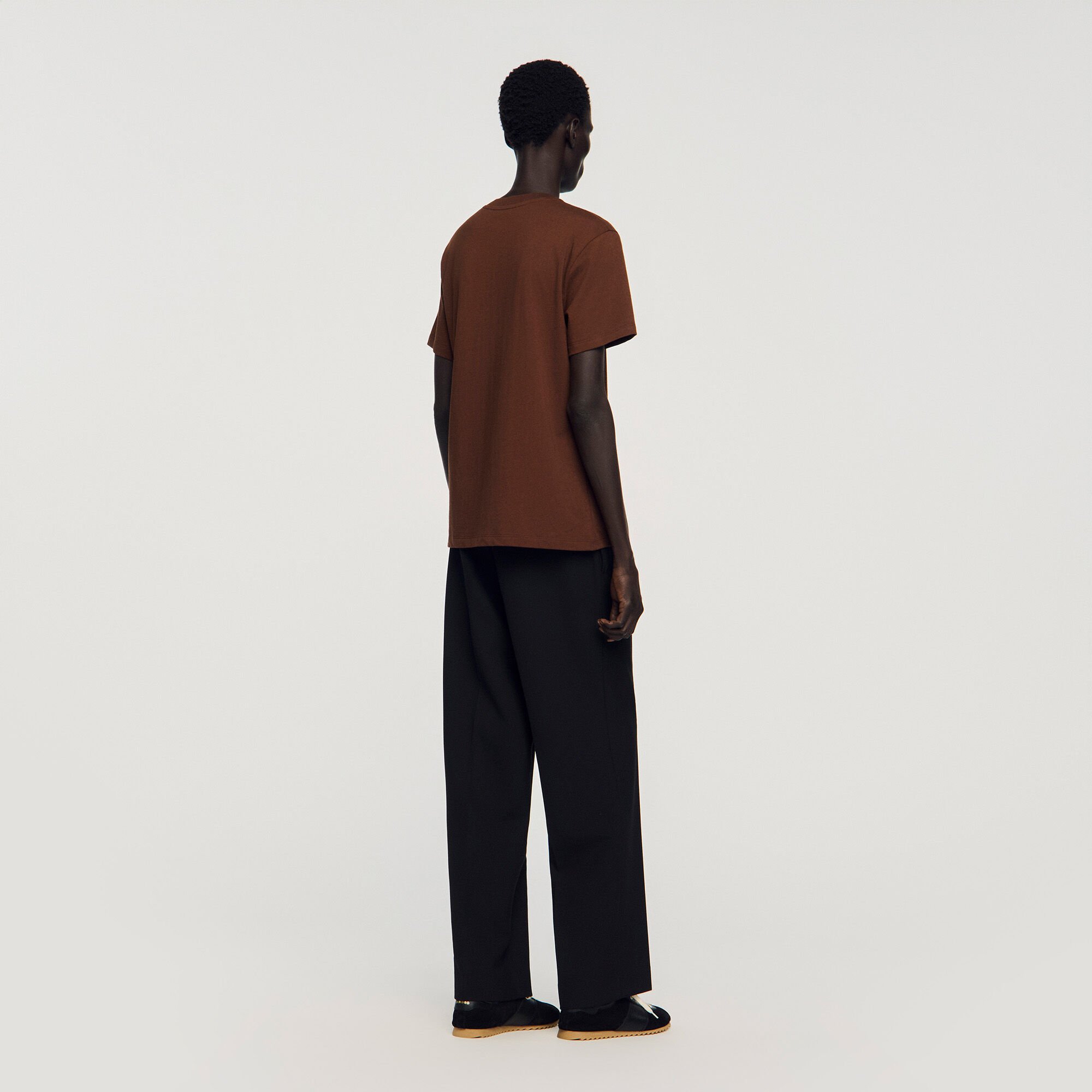 T-shirt met leren logo