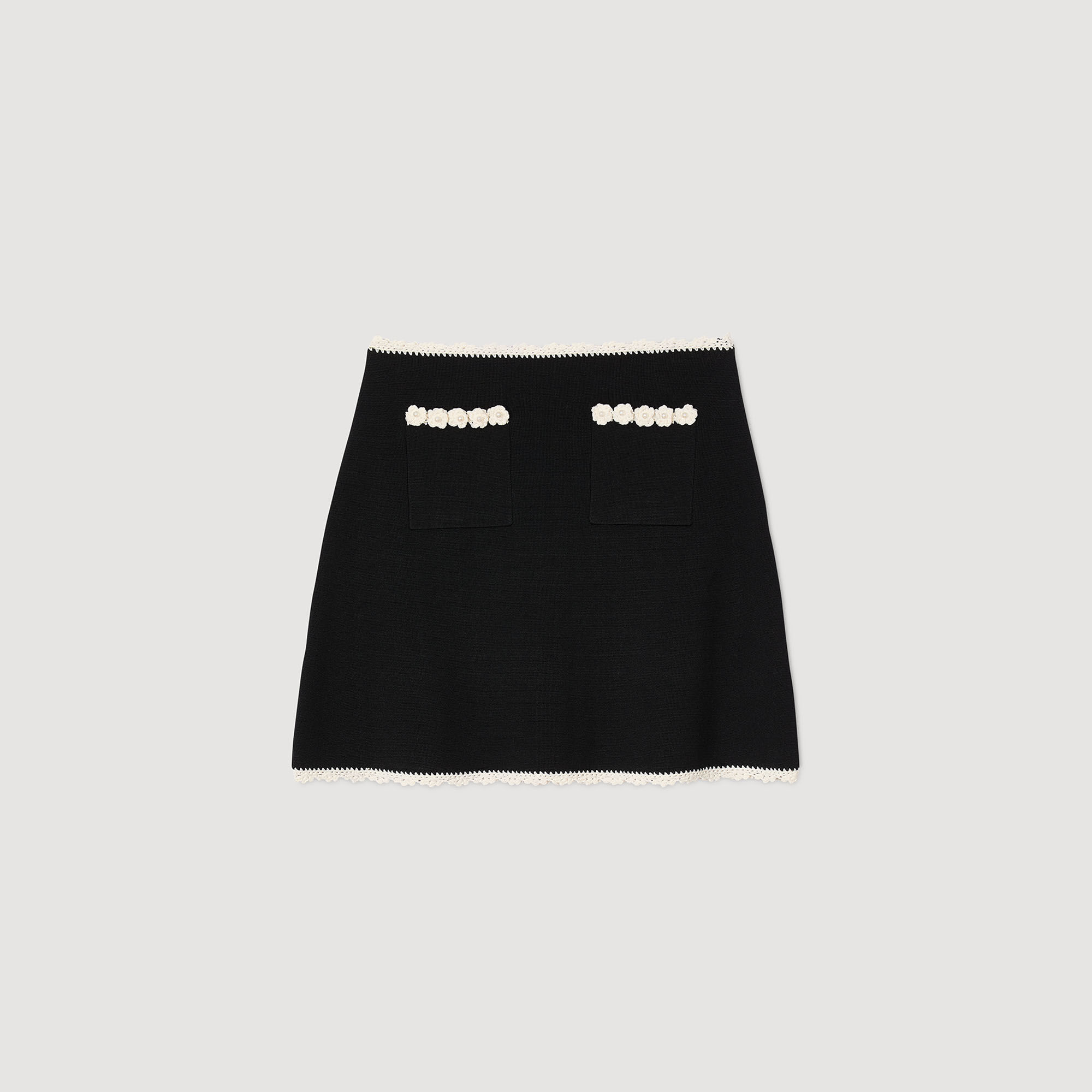 Korte rok met gehaakt details