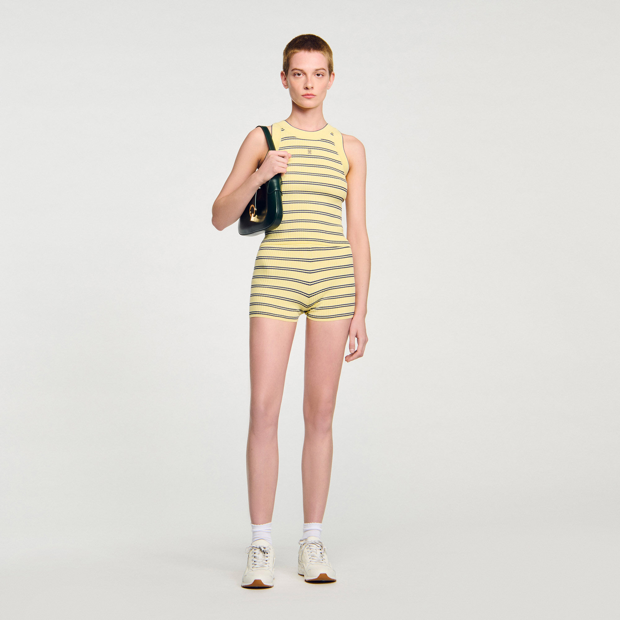 Gestreepte gebreide singlet