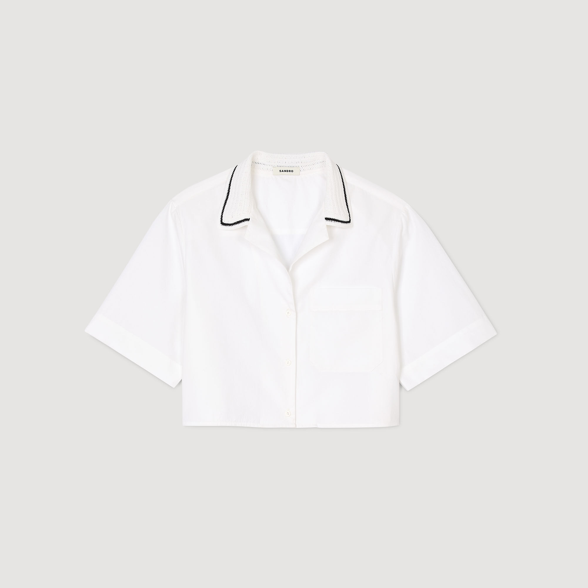 Overhemdblouse met gehaakte kraag