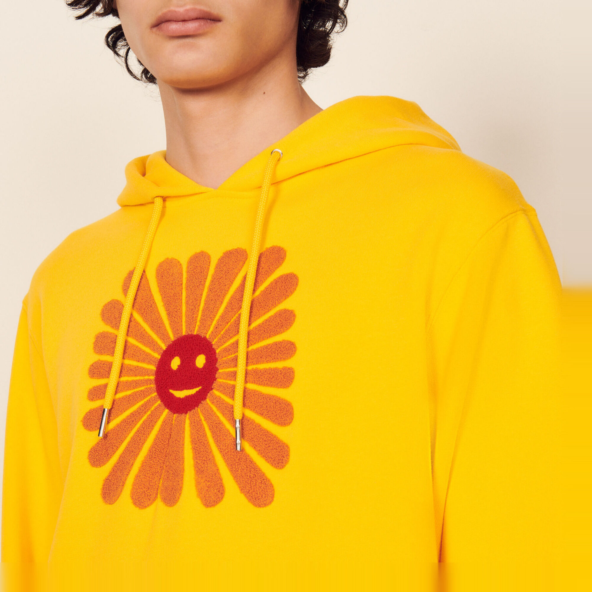 Geborduurde hoodie