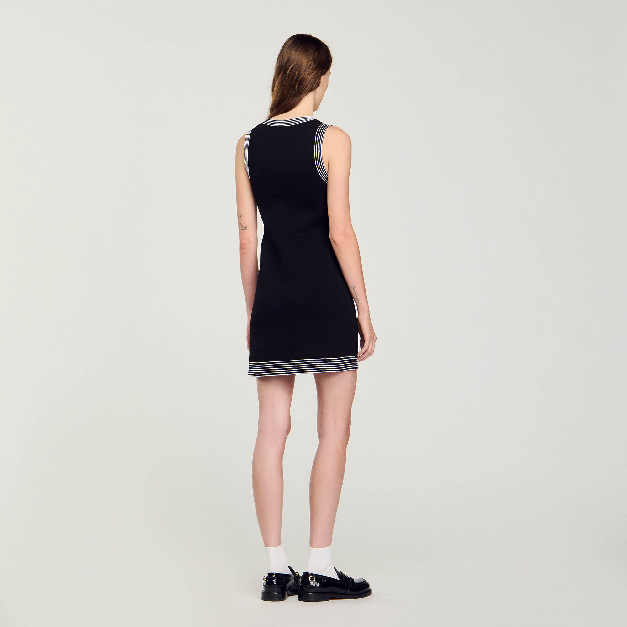 Korte jurk met knoopsluiting