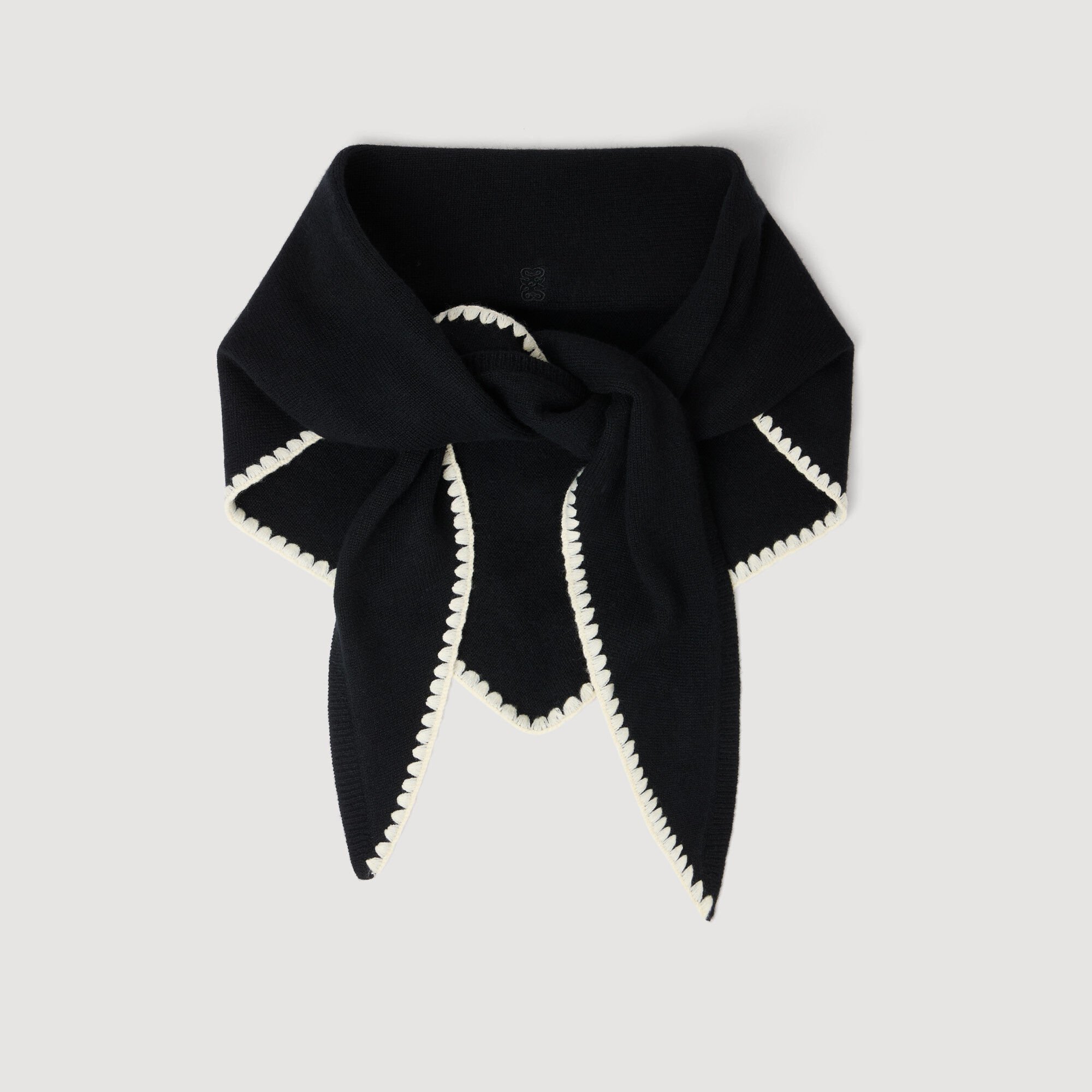 Sjaal van geribde wol Sjaal van geribde wol