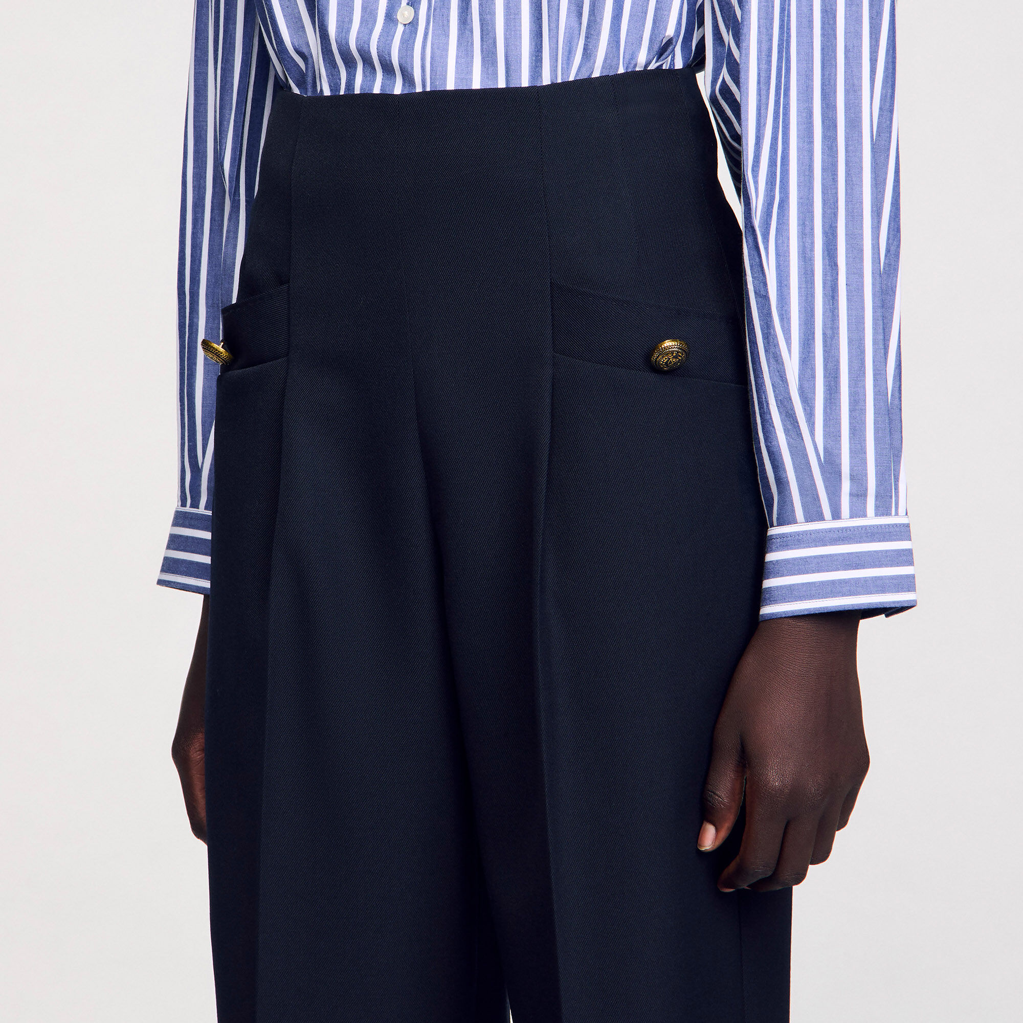Pantalon met wijde pasvorm