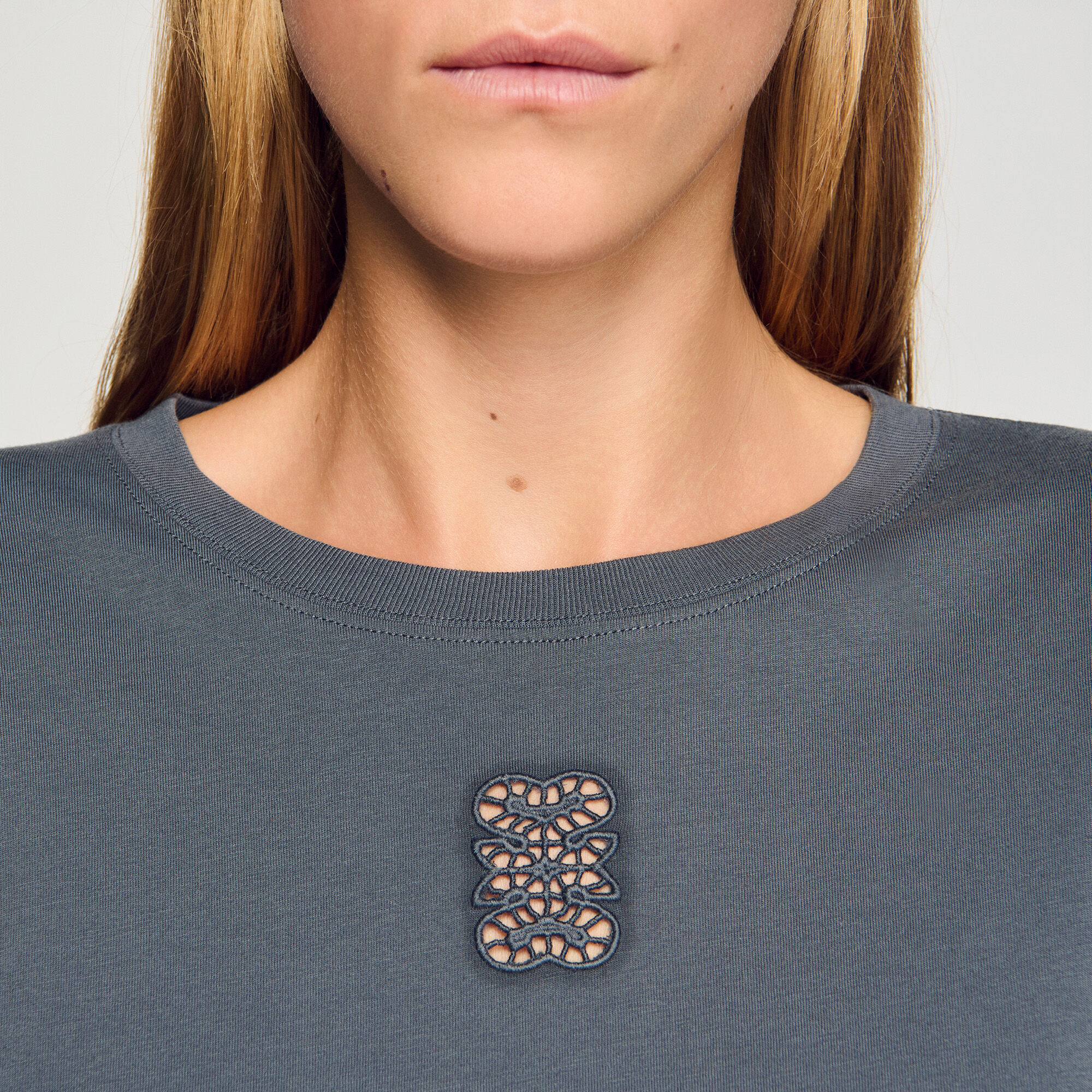 T-shirt met borduurwerk