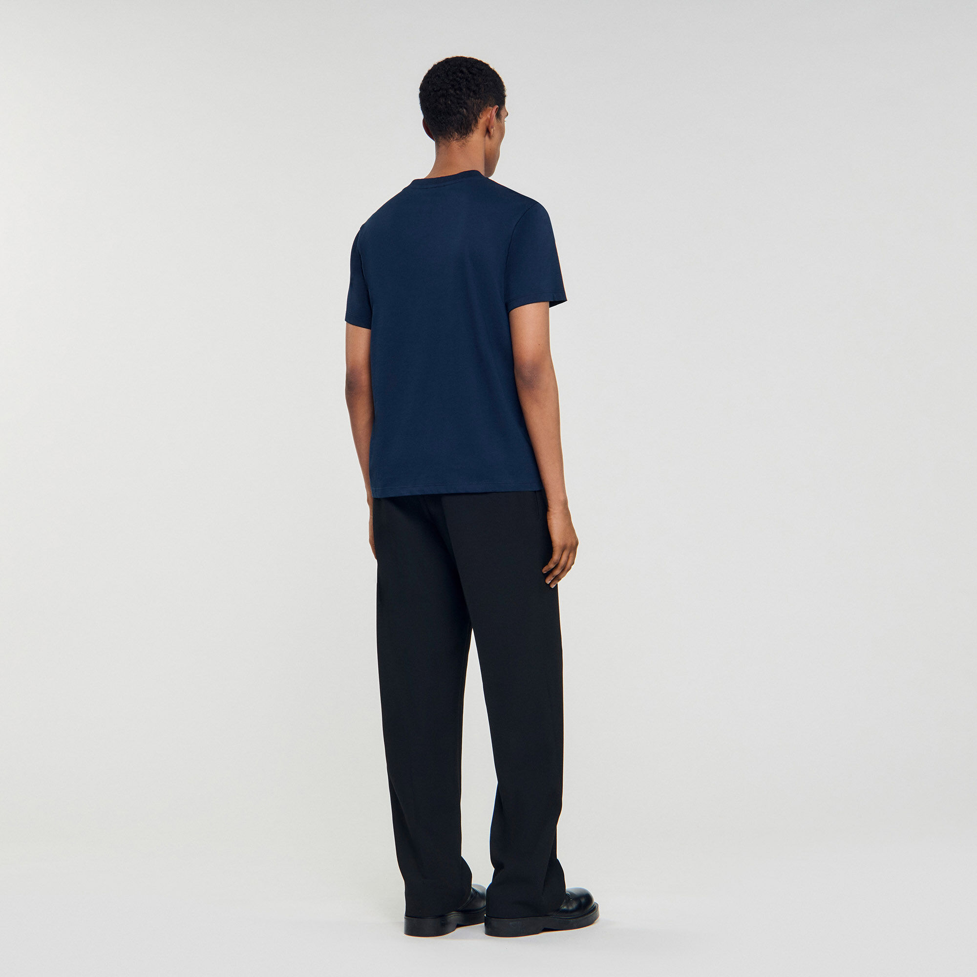 T-shirt met leren logo