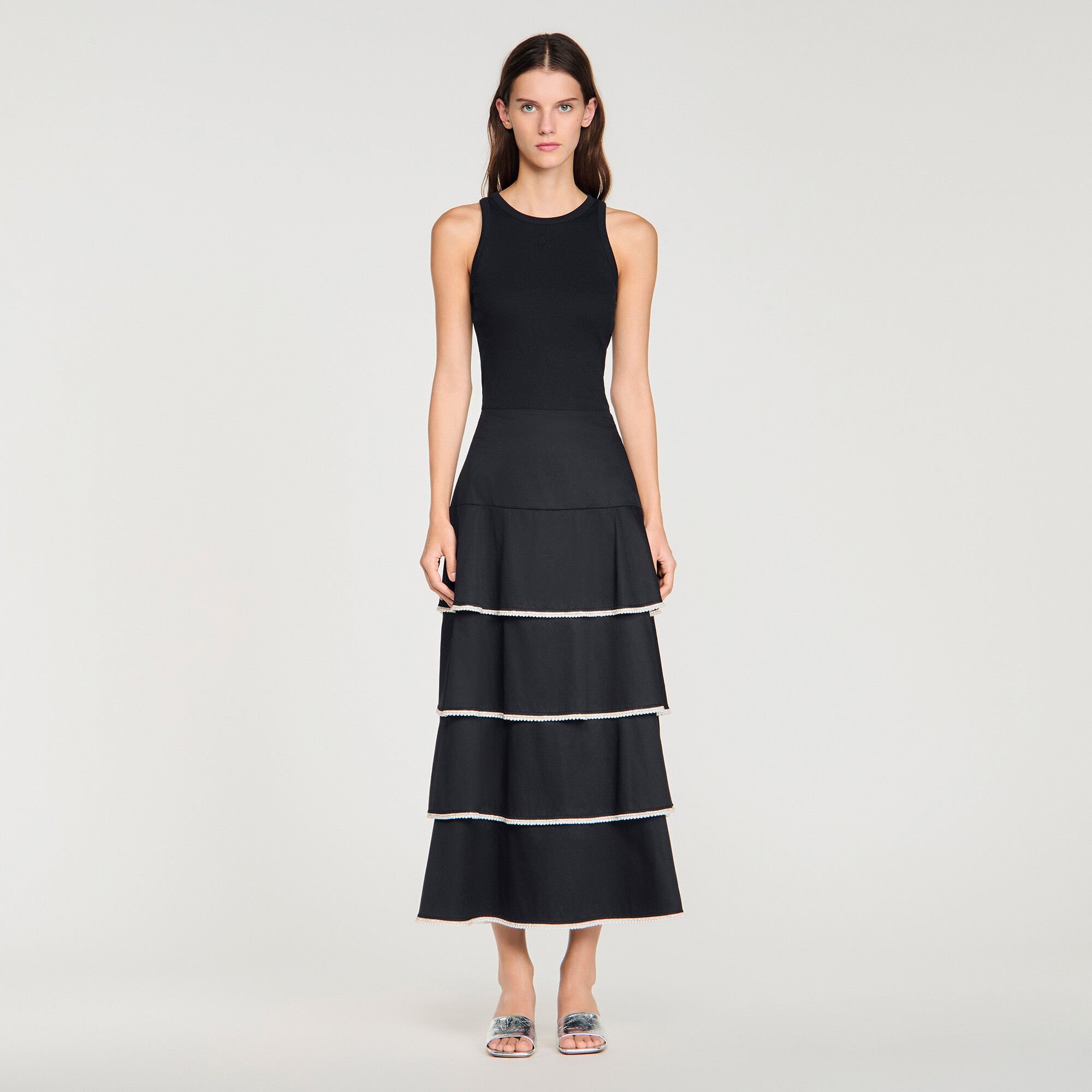 Lange rok met stras en volants