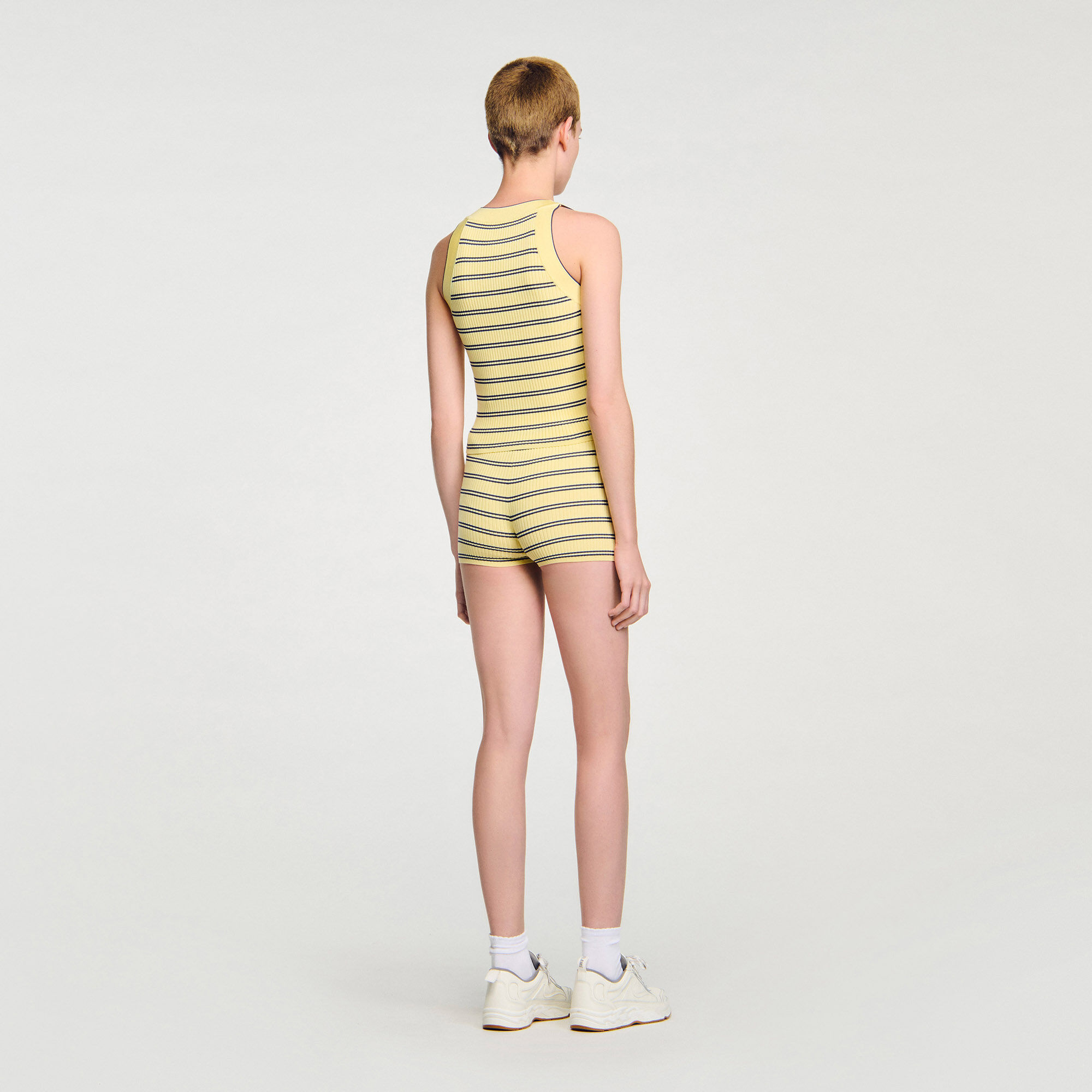 Gestreepte gebreide singlet