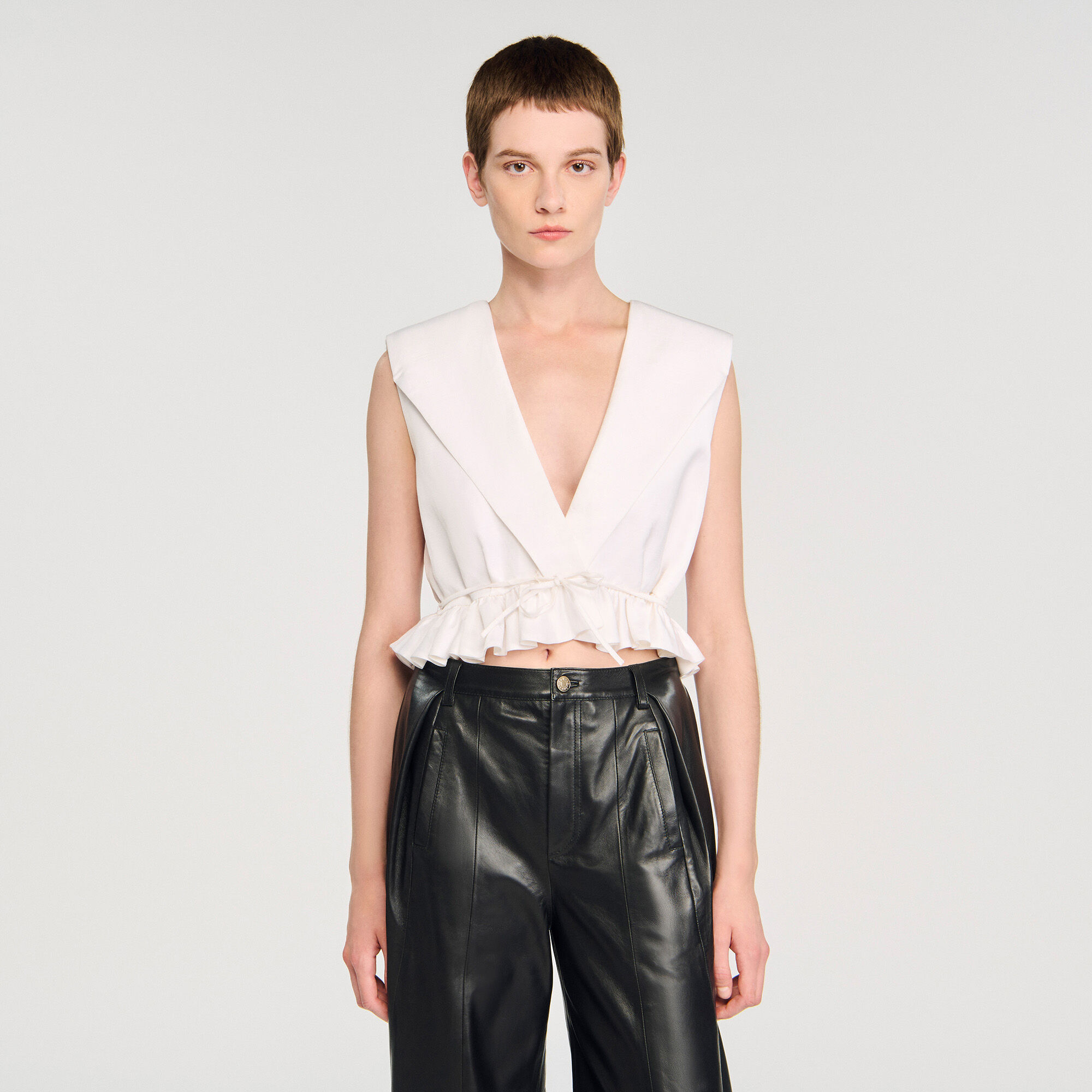 Korte top met volants