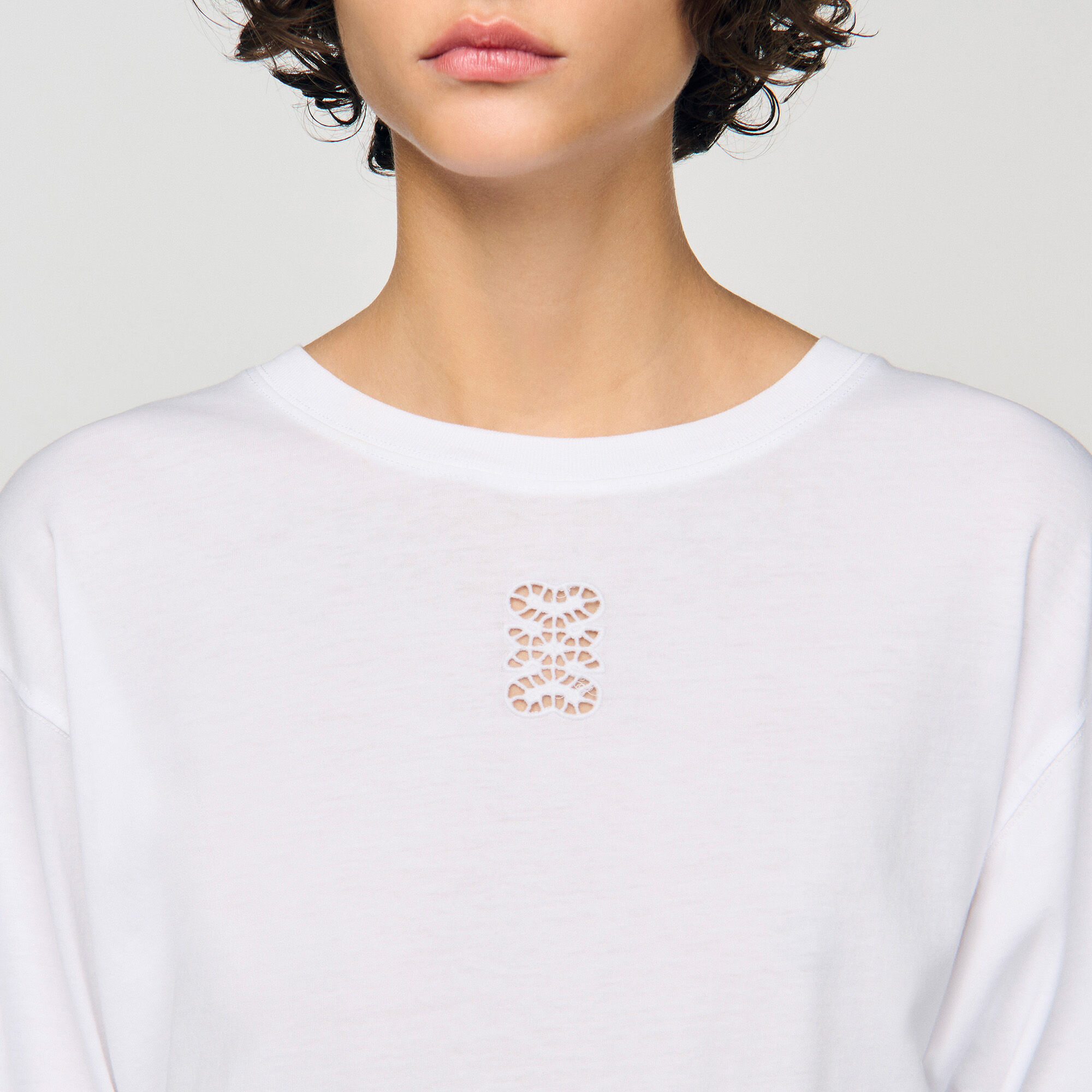 T-shirt met borduurwerk