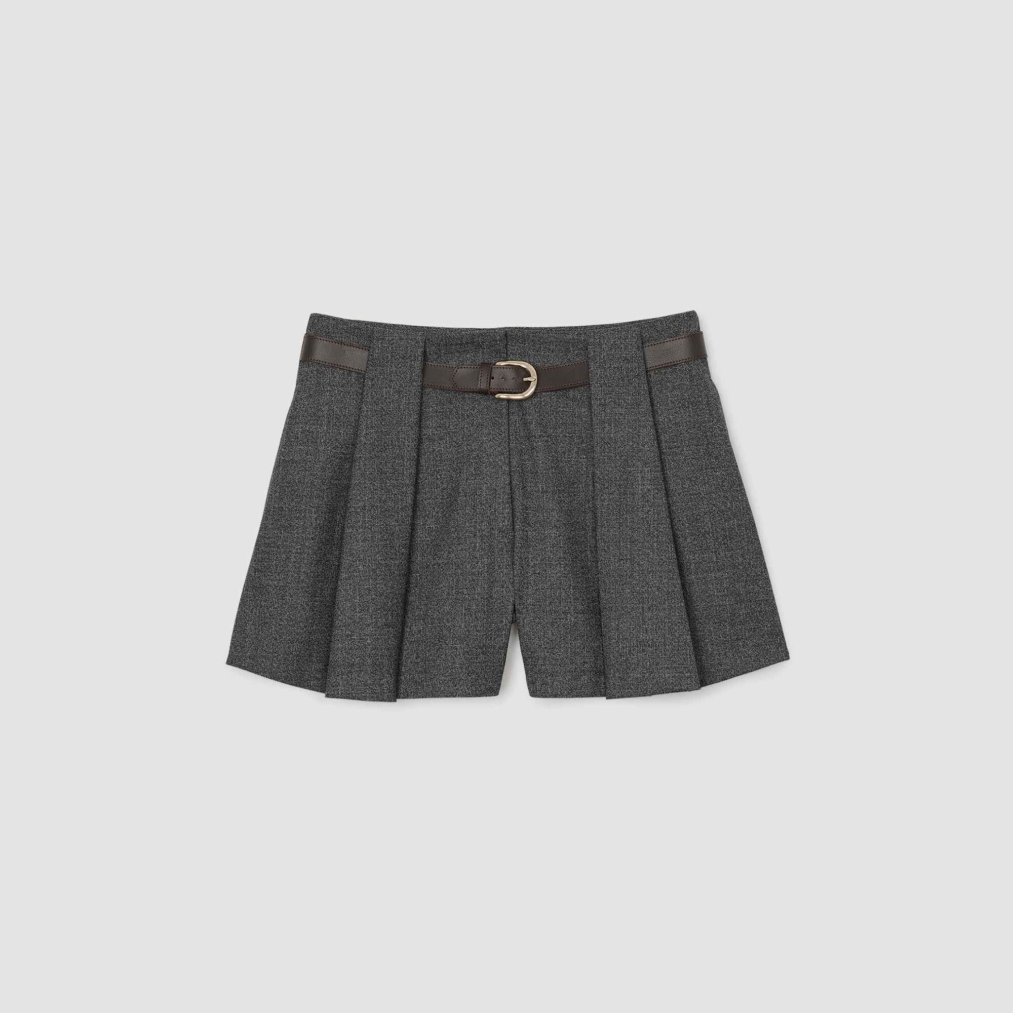 Geplooide short met ceintuur