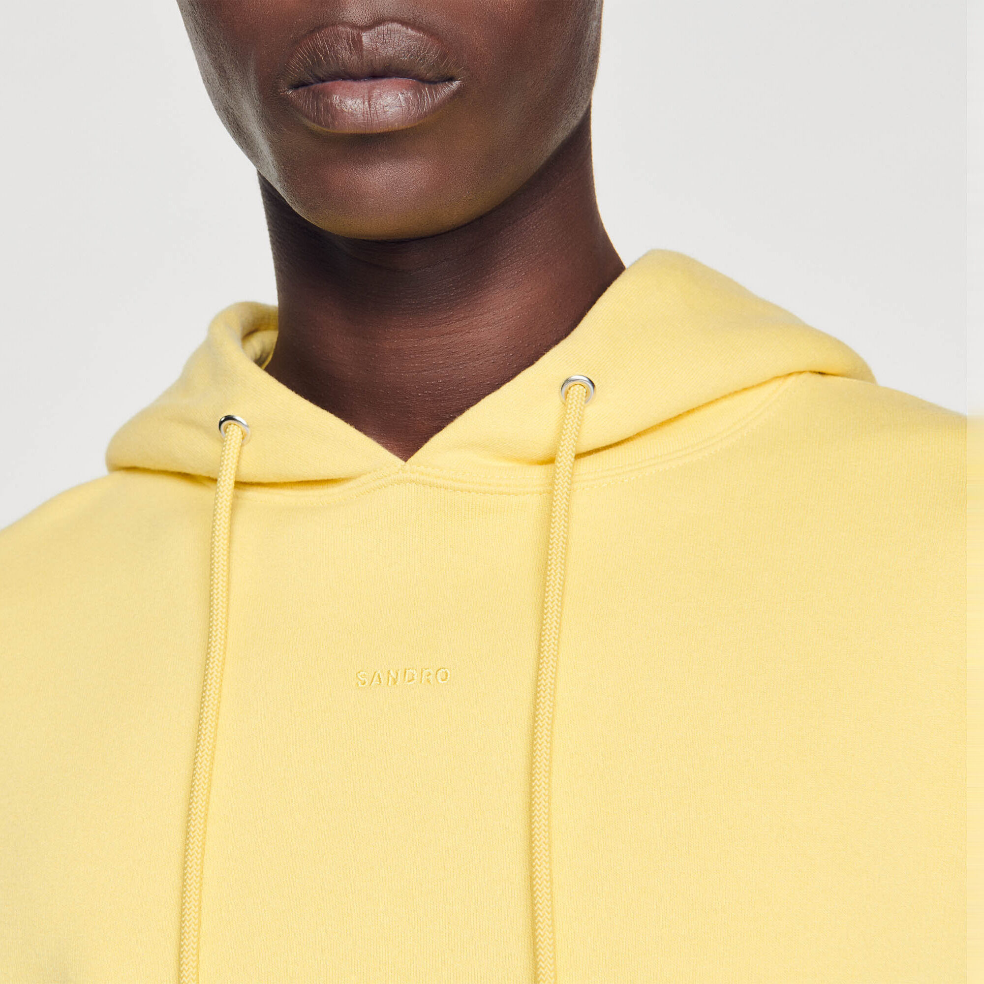 Geborduurde herenhoody van biokatoen