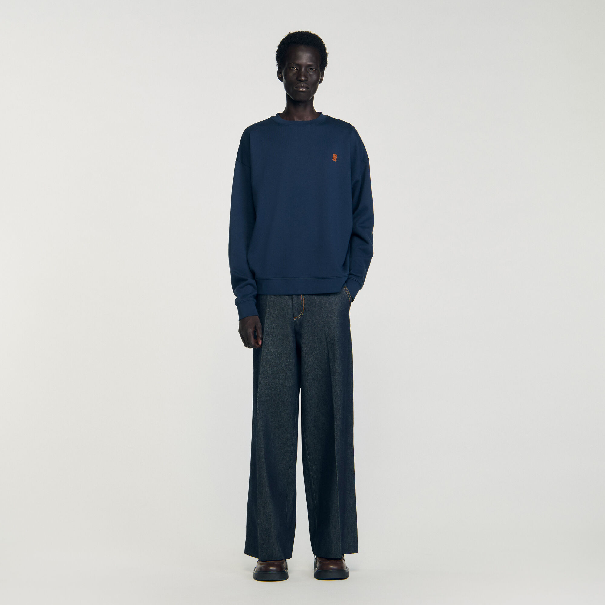 Sweatshirt oversized met leren patch